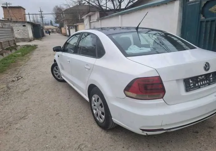 Volkswagen Polo 2016