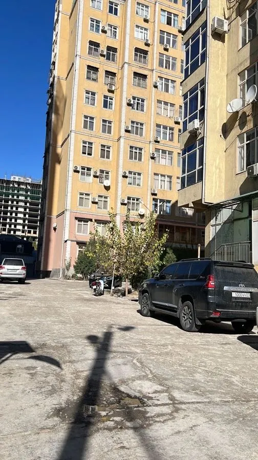 3-к квартира, 8 этаж, 77 м², Исмоили Сомони