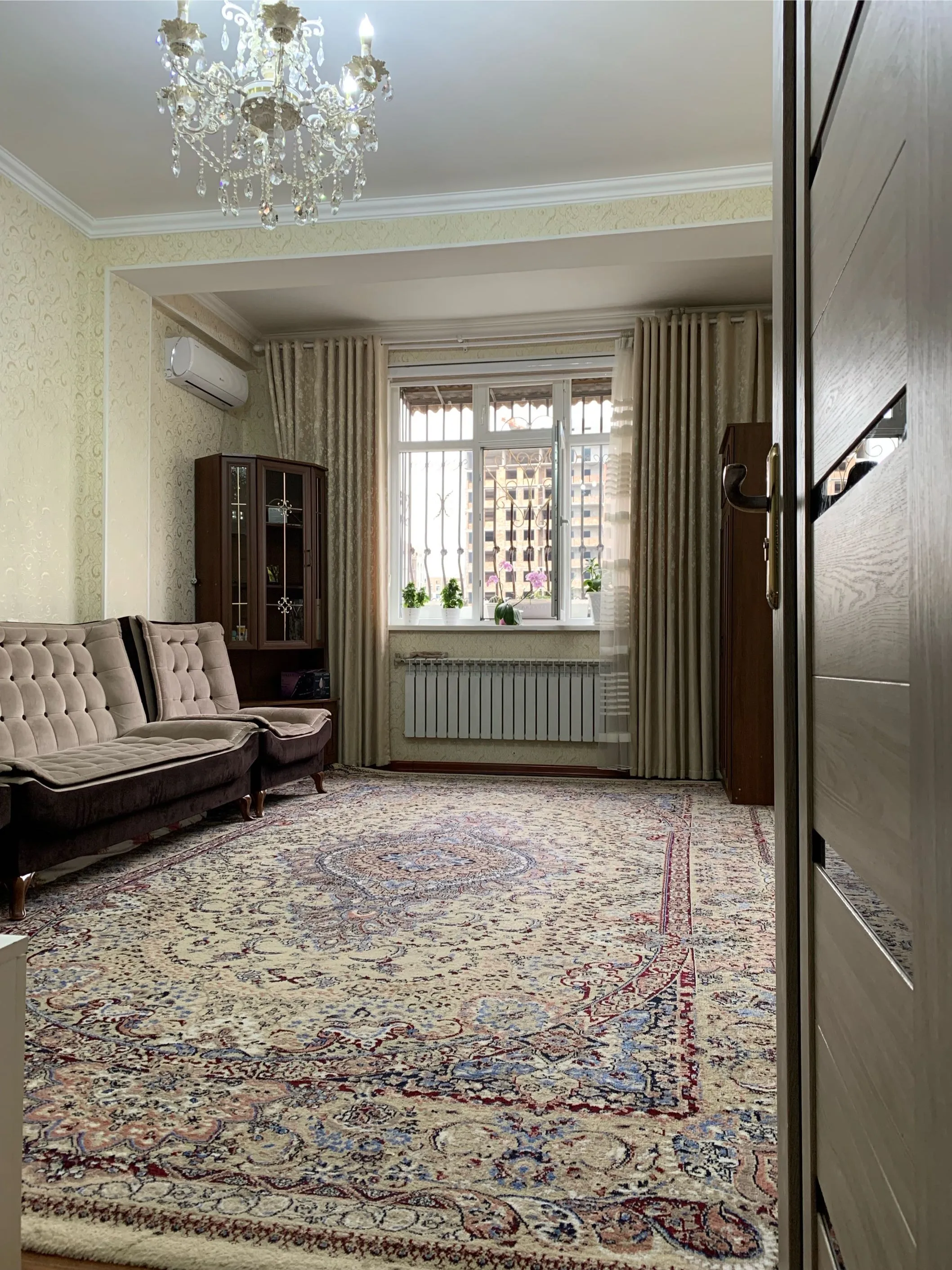 3-к квартира, 8 этаж, 77 м², Исмоили Сомони