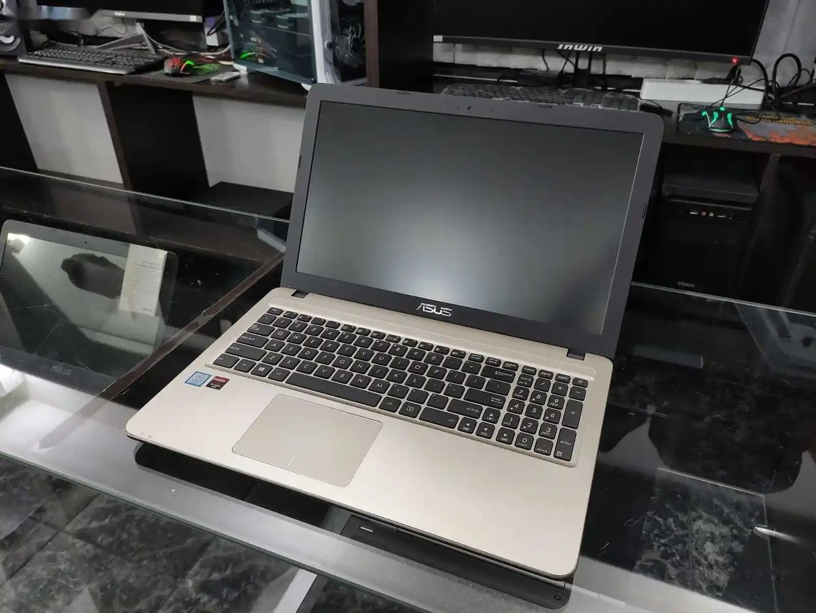 Игровой ноутбук Asus X540UP Core i7-7500U 8gb/1tb 7TH GEN