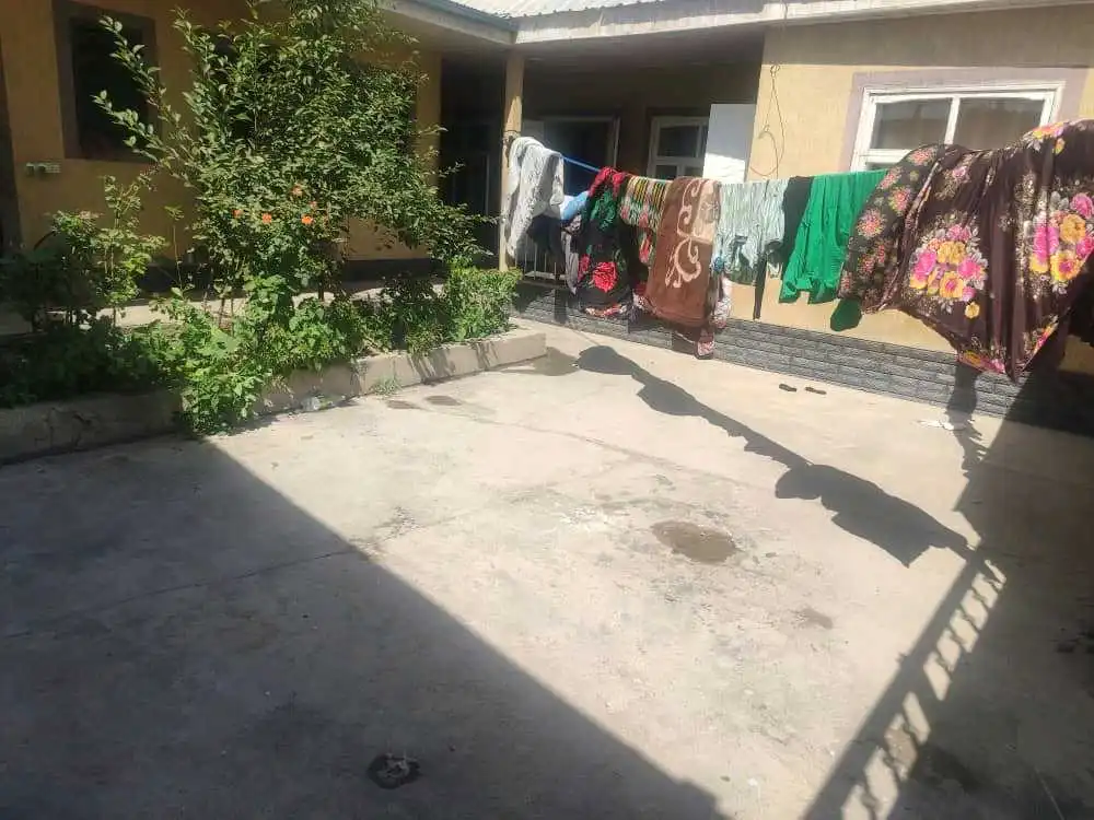 1 этажный, 5-комн. дом, 4 м², 4 соток, 4 соток, Ру ба руи бозори Кушониён.Сомони