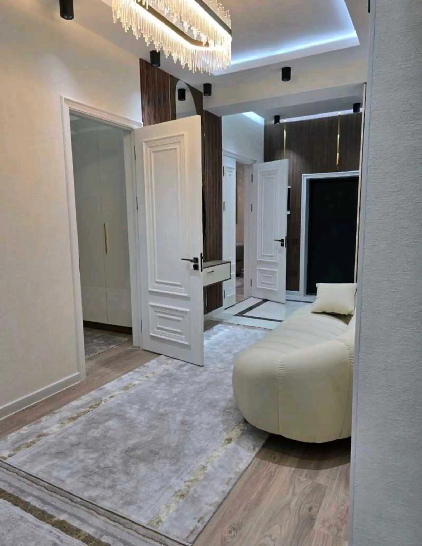 3-к квартира, 13 этаж, 103 м², Исмоил Сомони