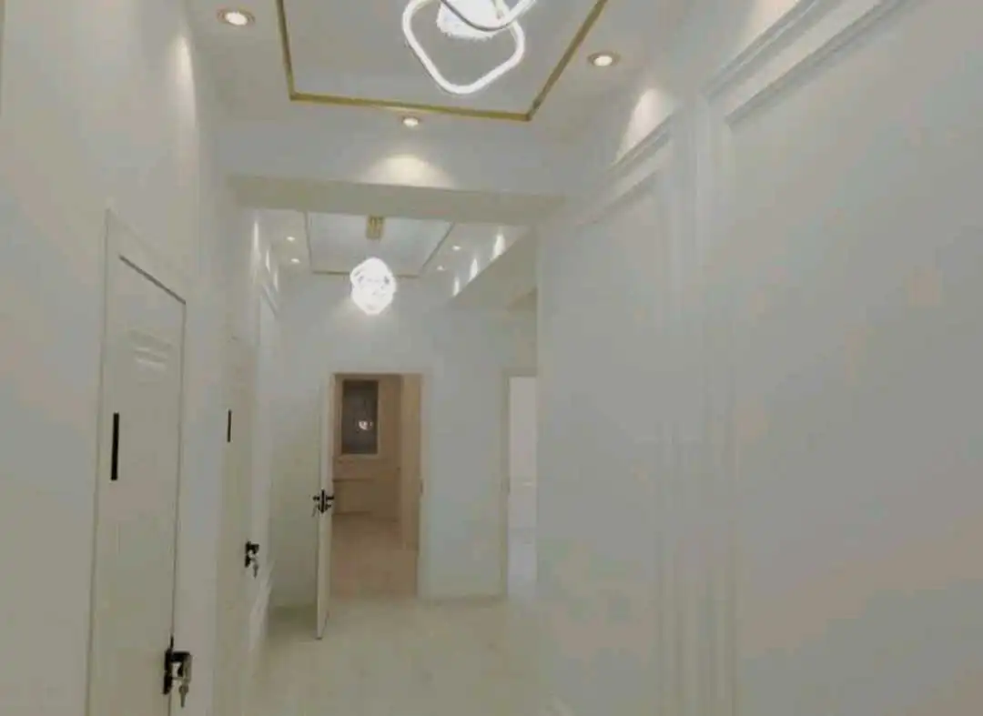 2-к квартира, 7 этаж, 87 м², Шохмансур