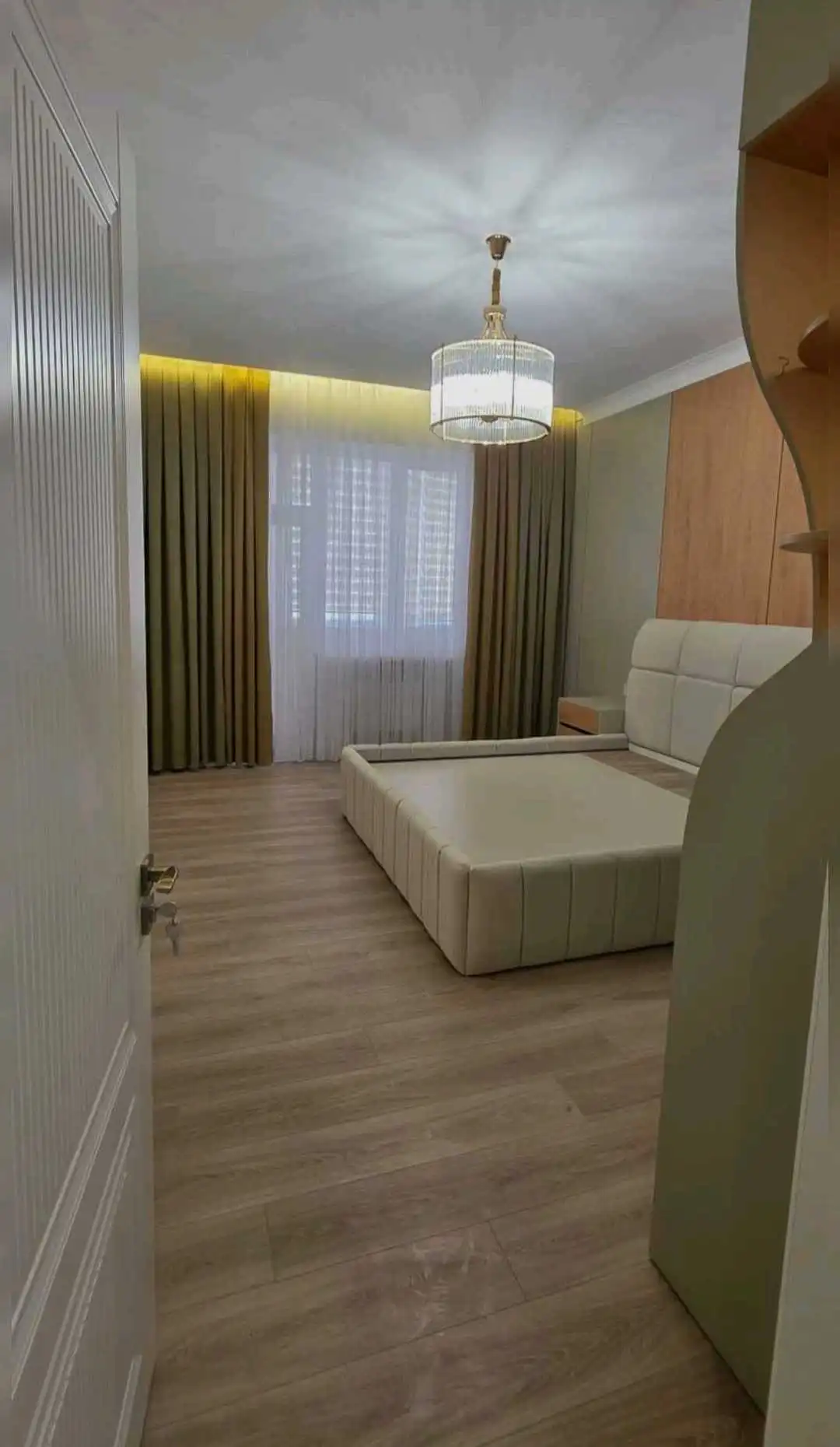 2-к квартира, 13 этаж, 107 м², Шохмансур