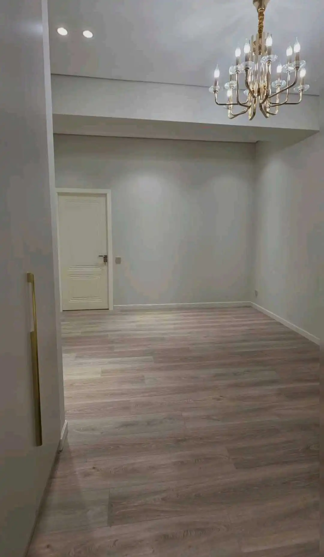 2-к квартира, 13 этаж, 107 м², Шохмансур