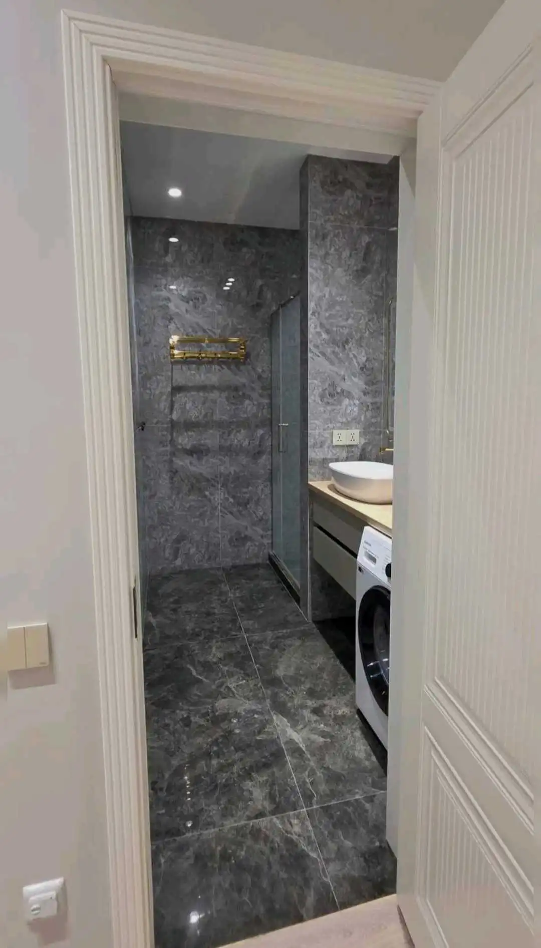 2-к квартира, 13 этаж, 107 м², Шохмансур