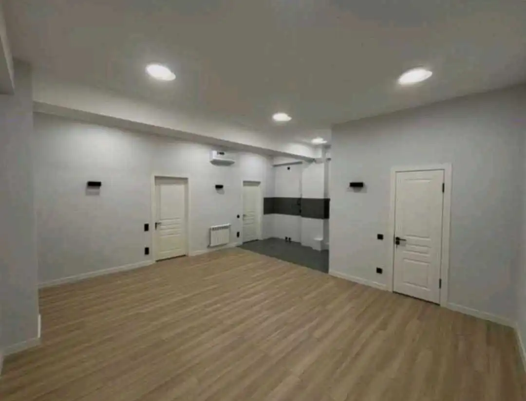 2-к квартира, 10 этаж, 68 м², Исмоил Сомони