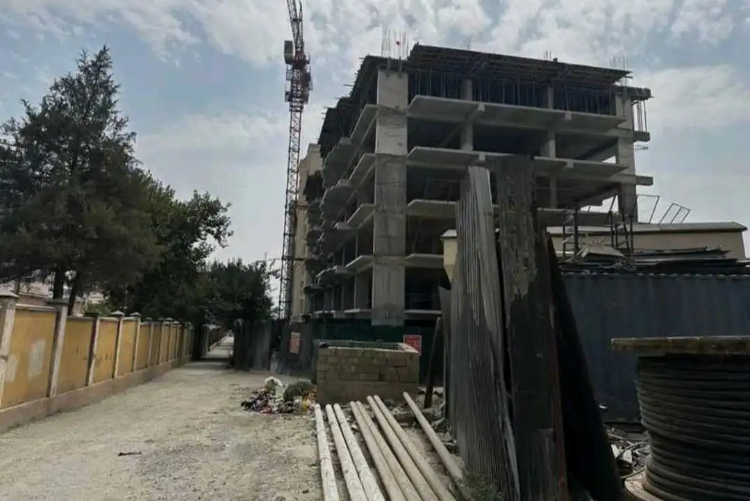 2-к квартира, 9 этаж, 82 м², Шохмансур