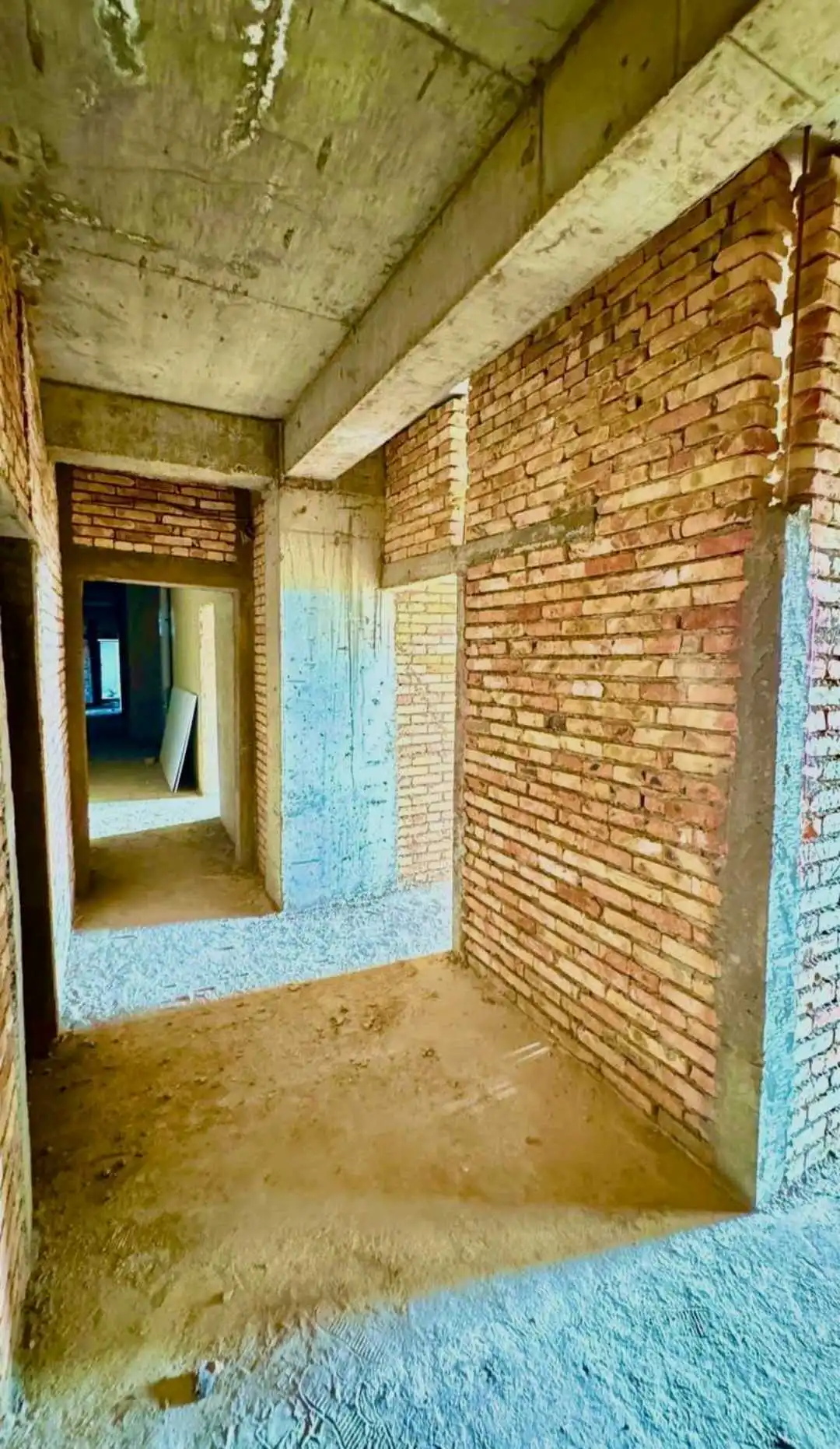 2-к квартира, 3 этаж, 60 м², Фирдавси