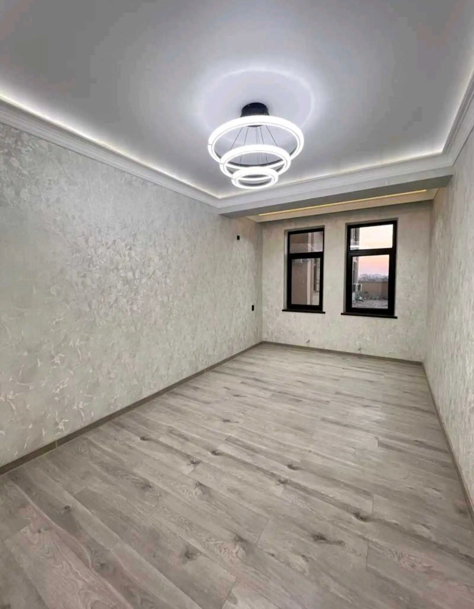 2-к квартира, 3 этаж, 63 м², Фирдавси