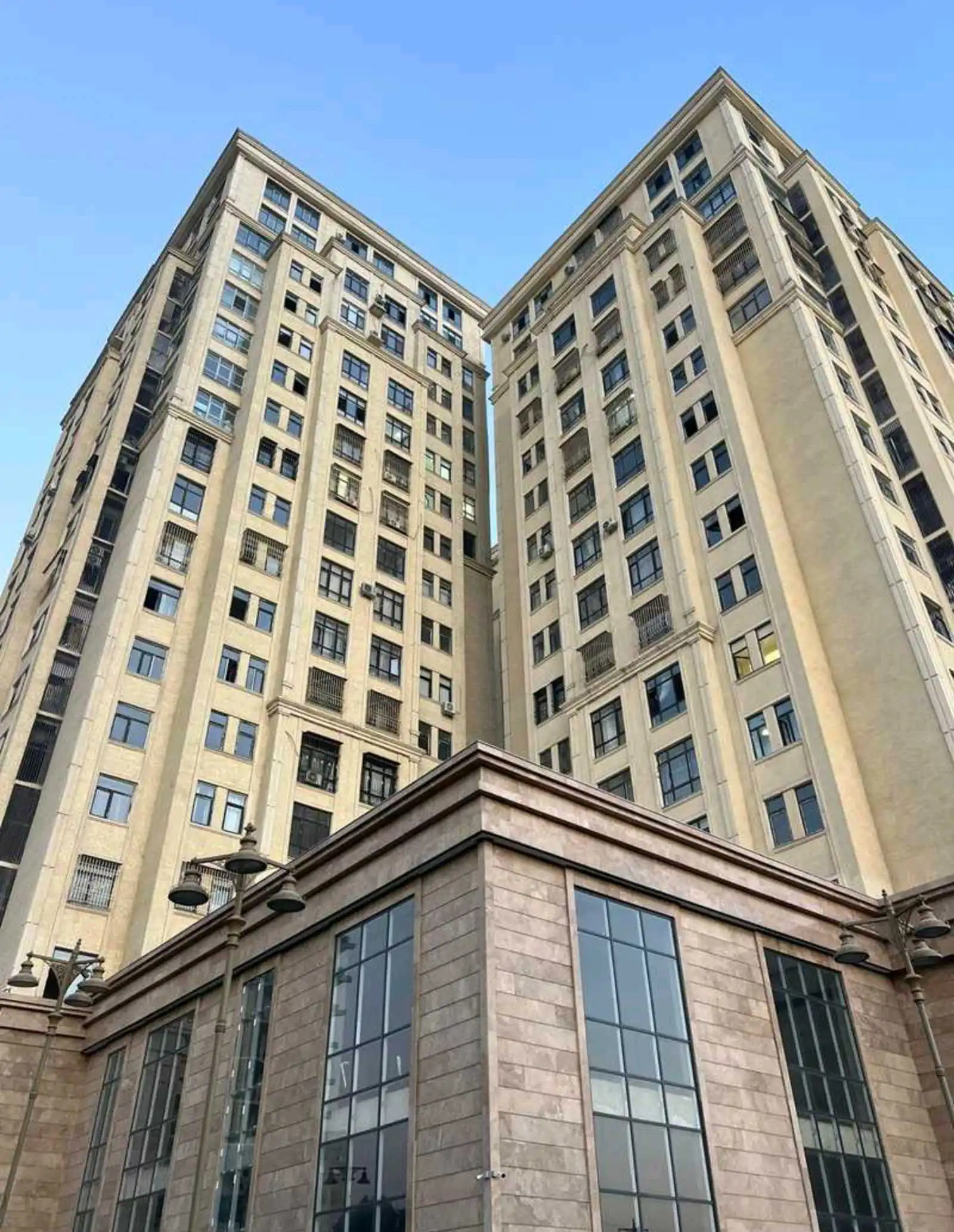 2-к квартира, 3 этаж, 63 м², Фирдавси