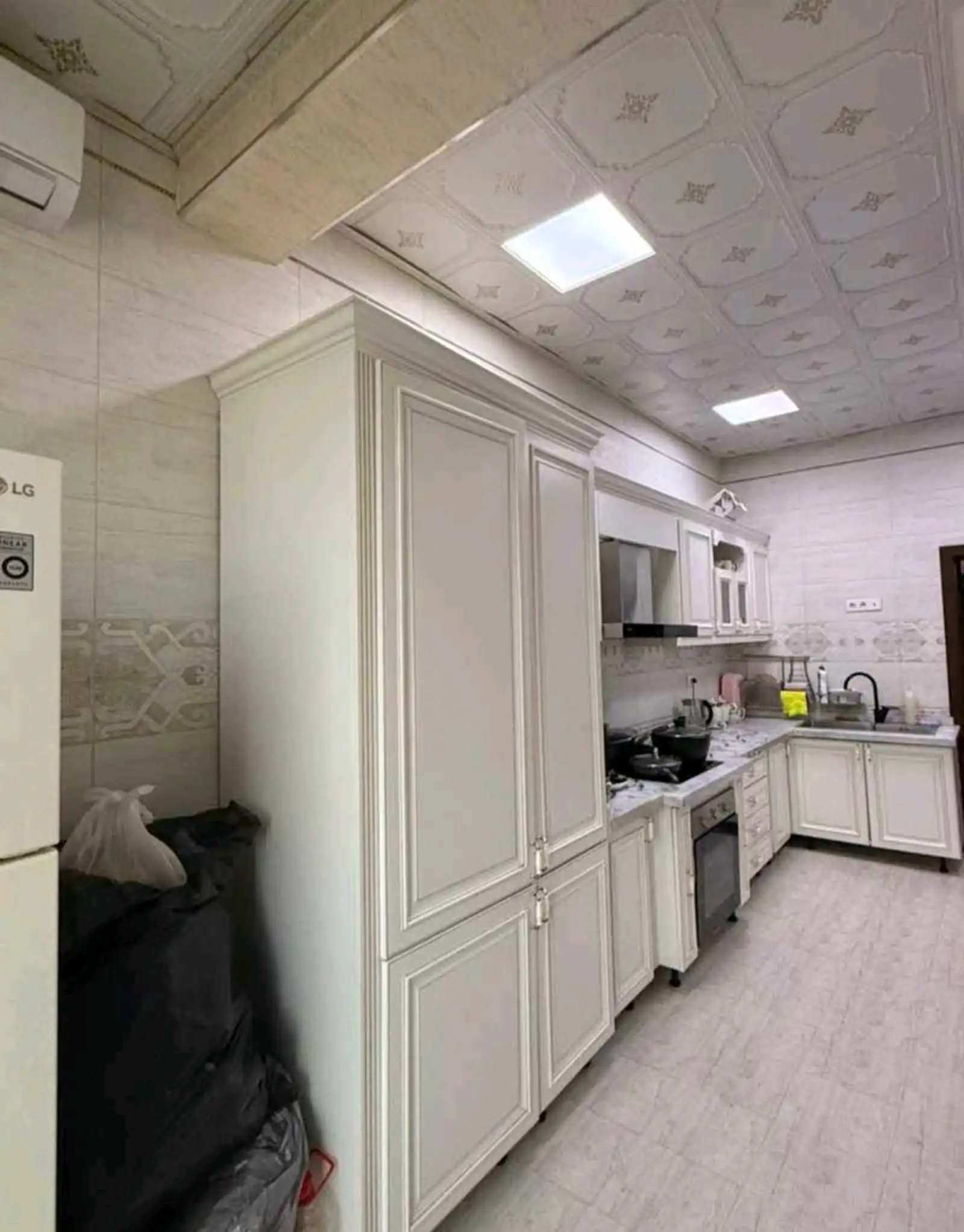 3-к квартира, 19 этаж, 138 м², Шохмансур