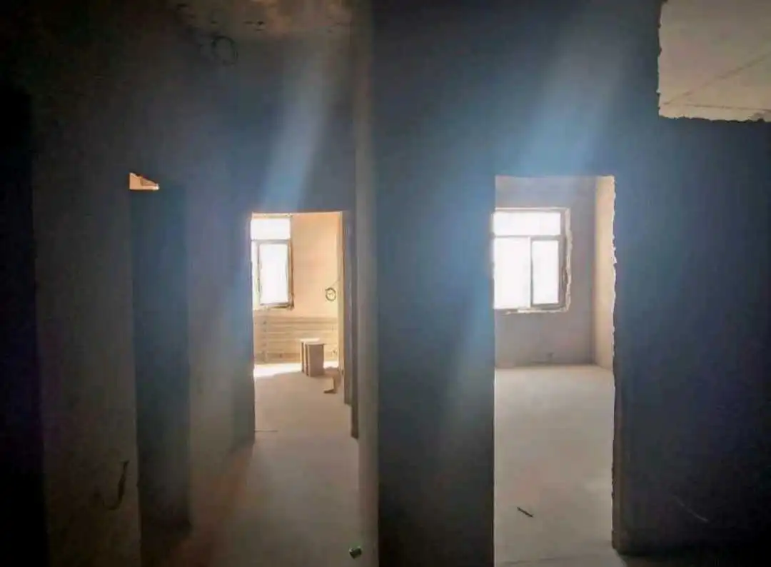 2-к квартира, 3 этаж, 61 м², Фирдавси