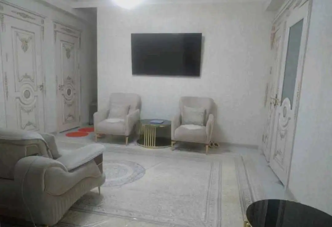 3-к квартира, 8 этаж, 90 м², Исмоил Сомони