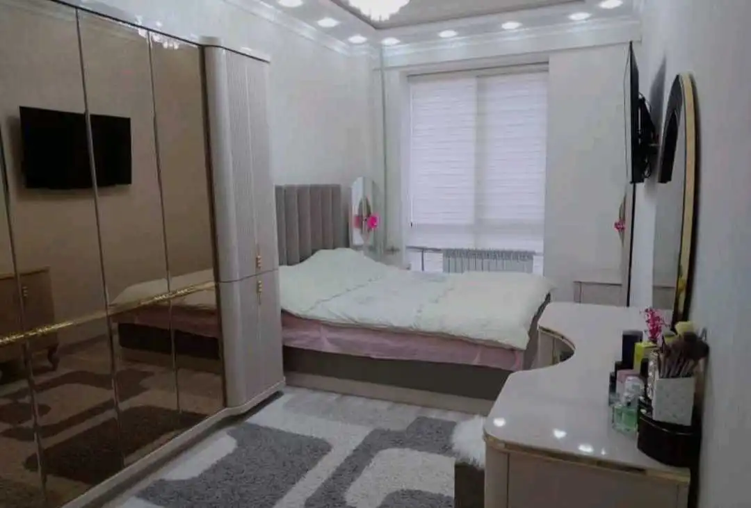 3-к квартира, 8 этаж, 90 м², Исмоил Сомони