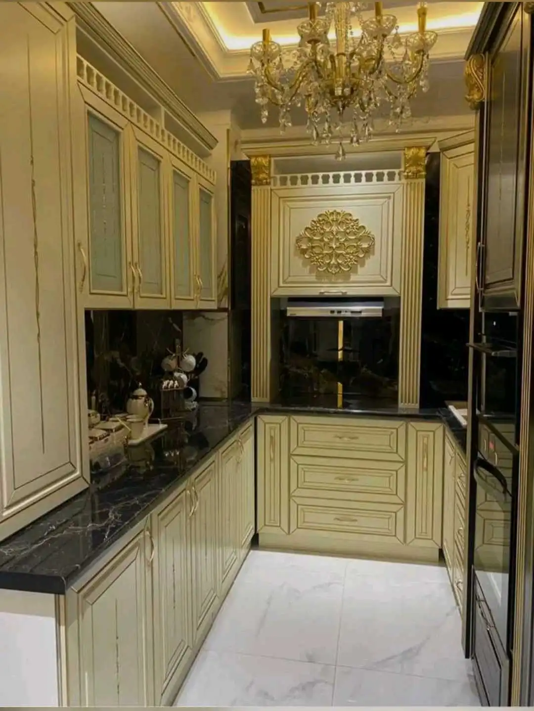 3-к квартира, 2 этаж, 100 м², Исмоил Сомони