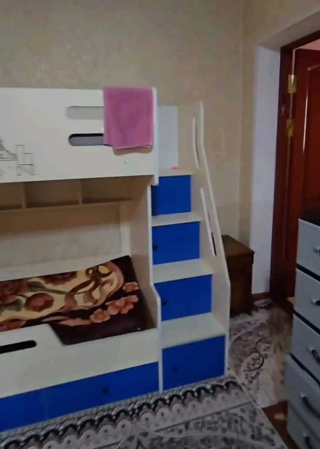 1 этажный, 5-комн. дом, 120 м², 10 соток, Сино