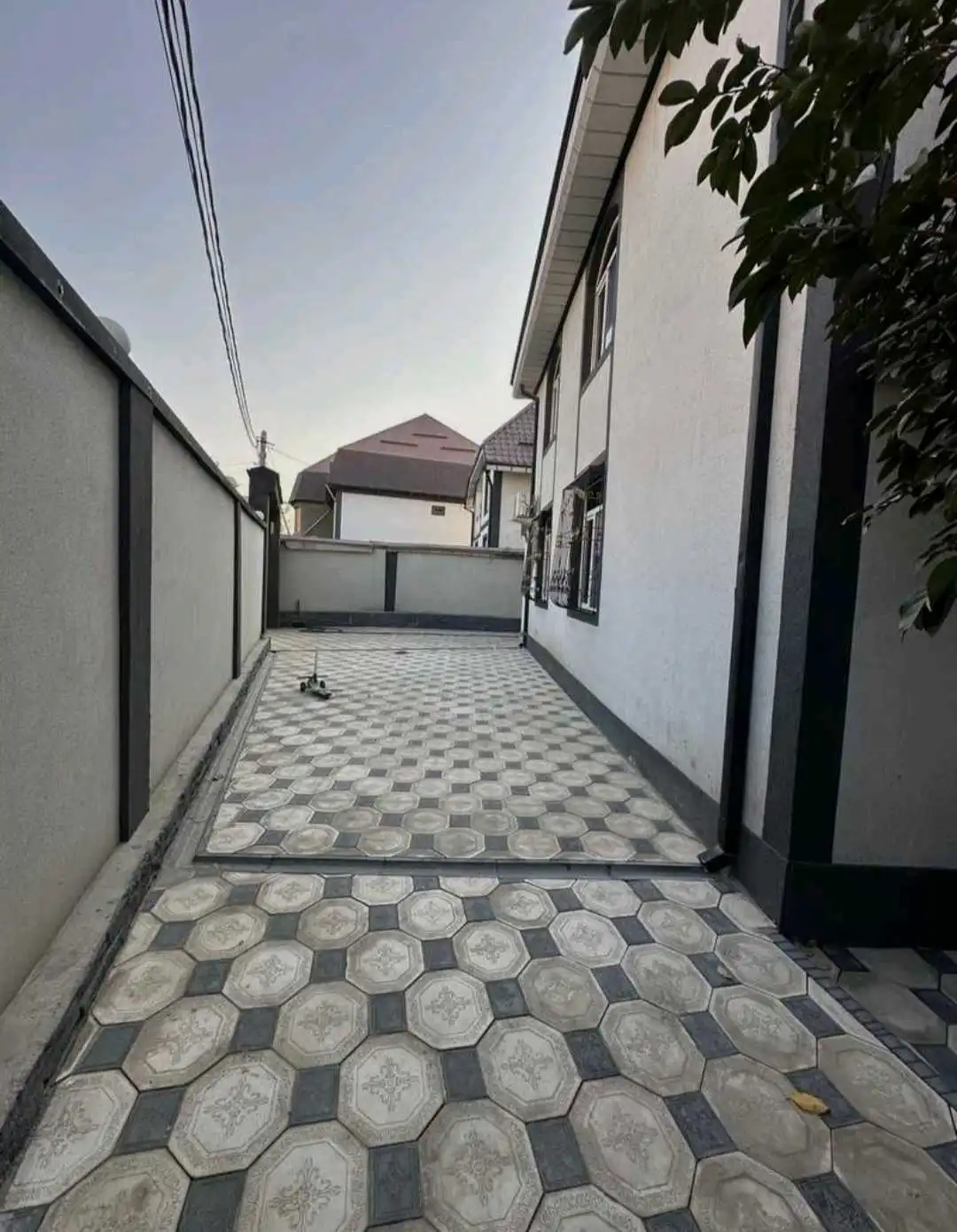 2 этажный, 6-комн. дом, 100 м², 4 соток, Фирдавси