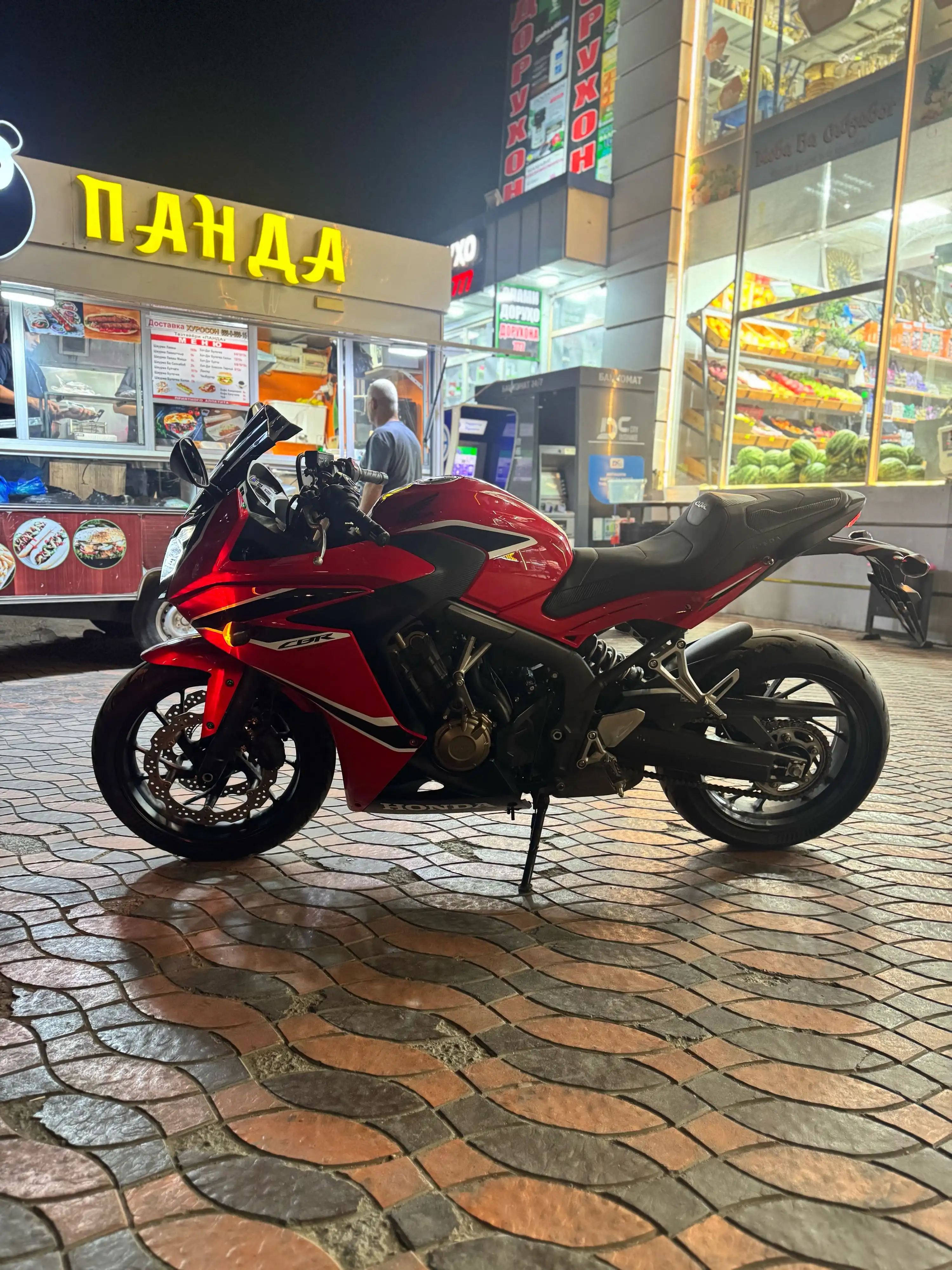 Honda cbr650F