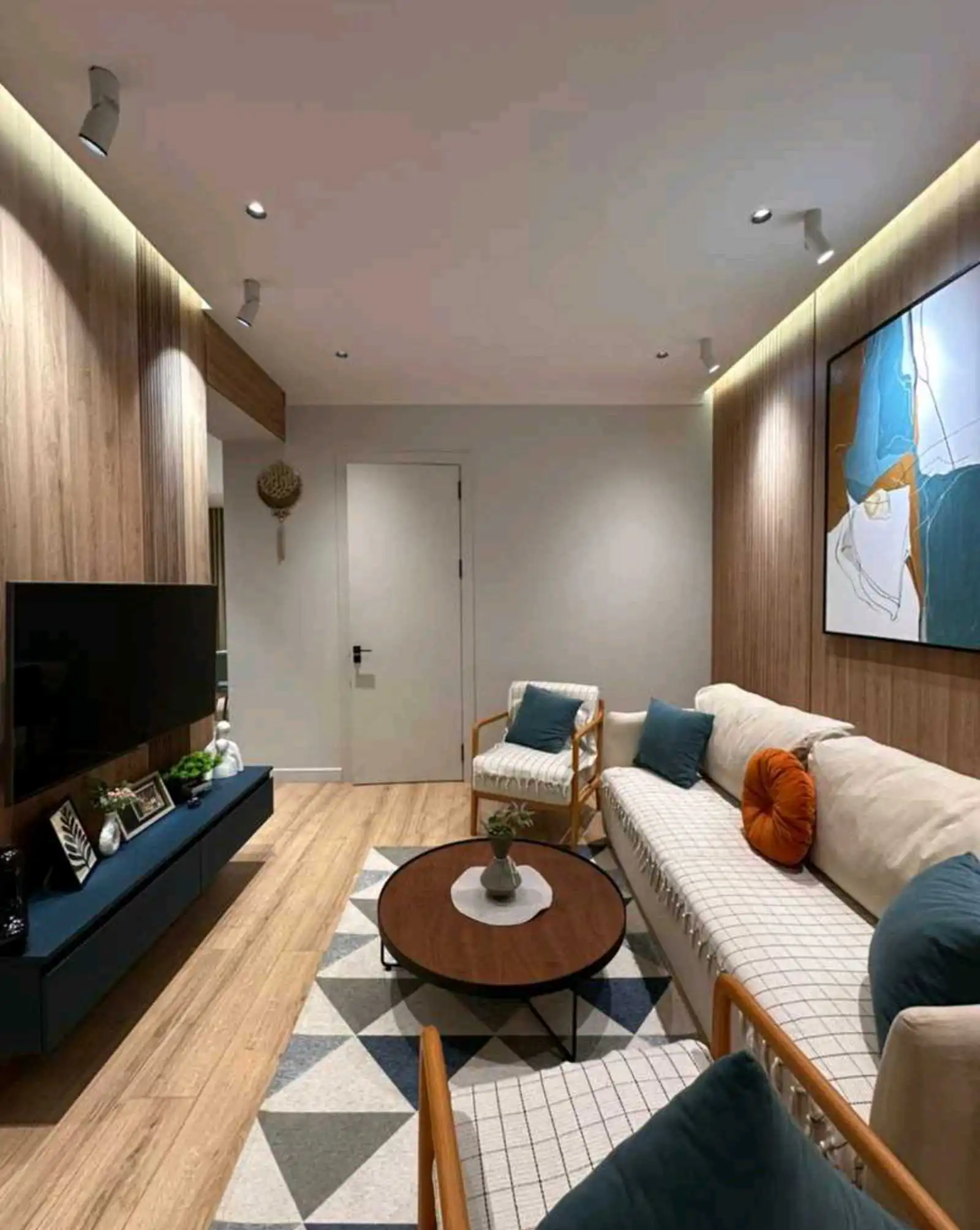 2-к квартира, 17 этаж, 72 м², Шохмансур