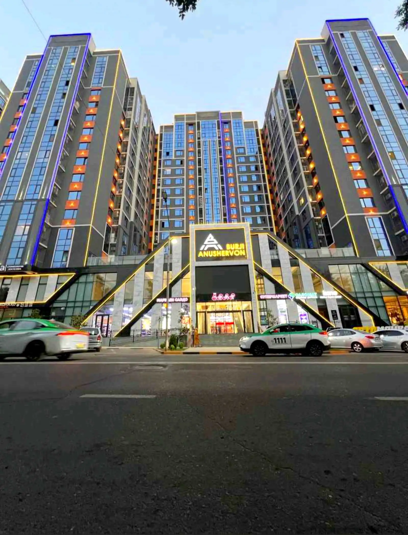 2-к квартира, 15 этаж, 121 м², Исмоил Сомони