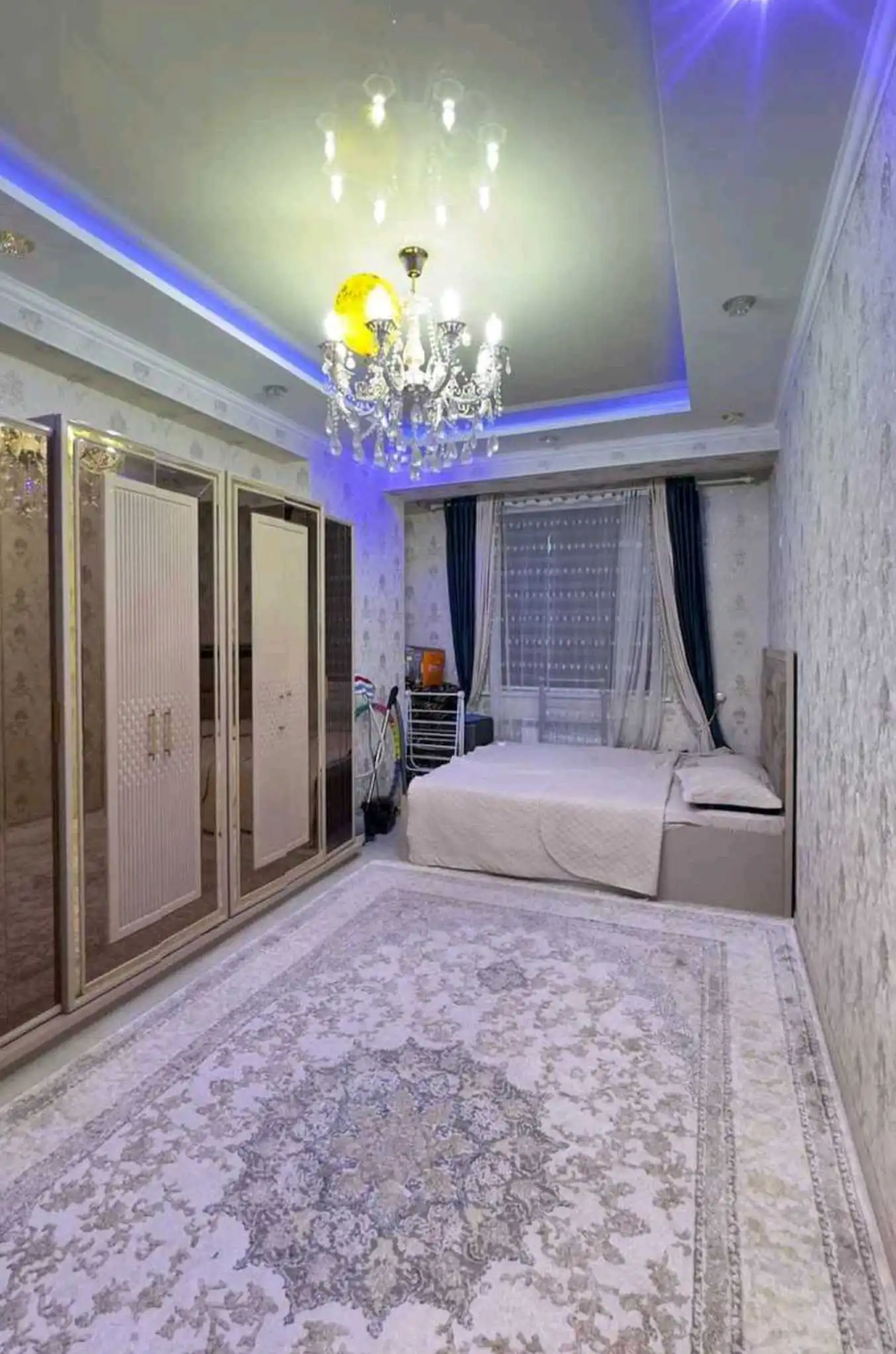 2-к квартира, 3 этаж, 70 м², Фирдавси