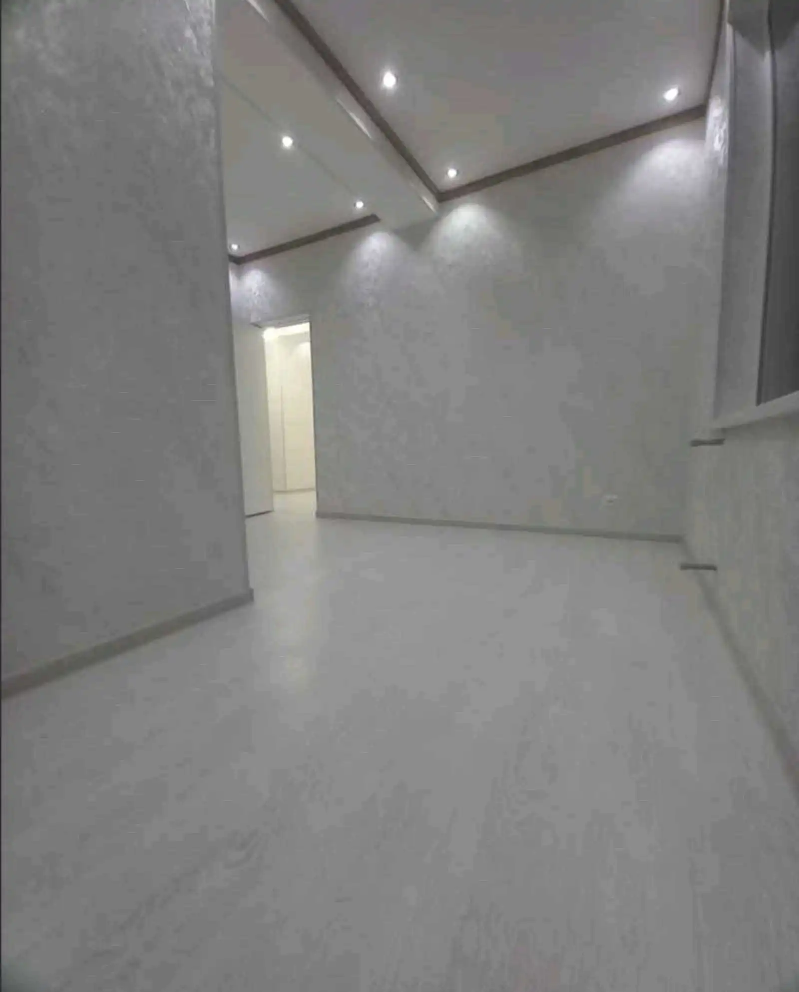 2-к квартира, 13 этаж, 61 м², Фирдавси