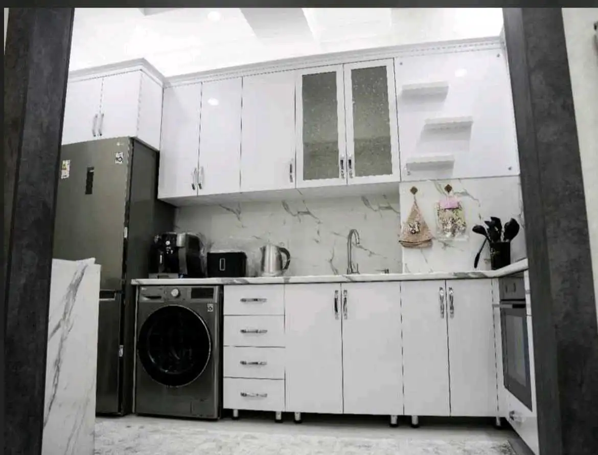 2-к квартира, 10 этаж, 60 м², шохмансур