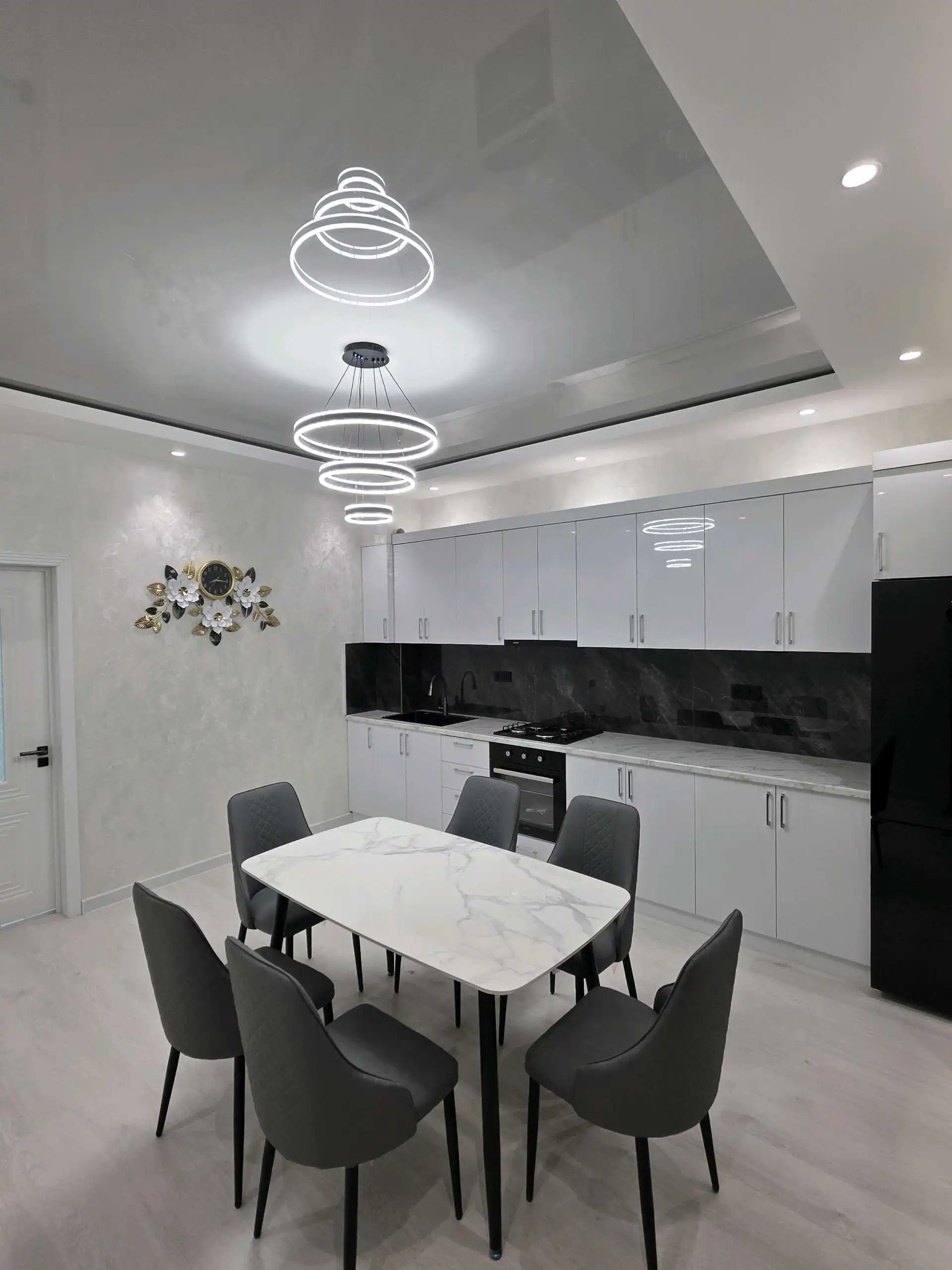 2-к квартира, 3 этаж, 75 м², ваҳдат чорроҳаи файзобод