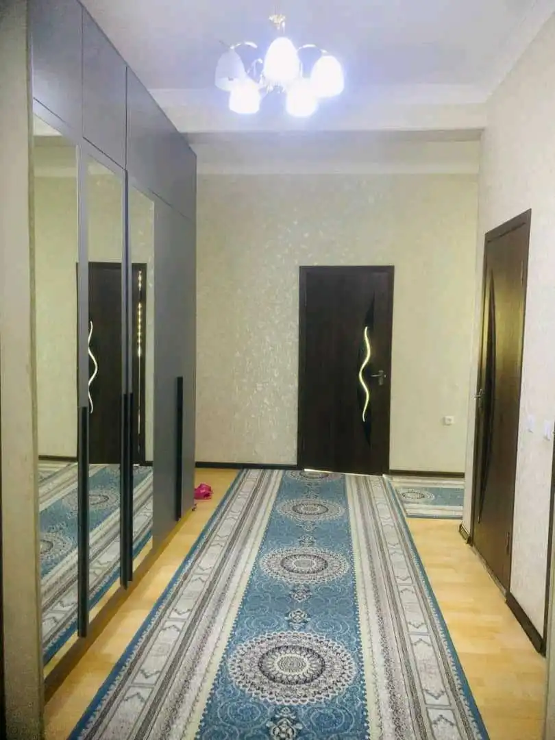 3-к квартира, 4 этаж, 107 м², Исмоили Сомони