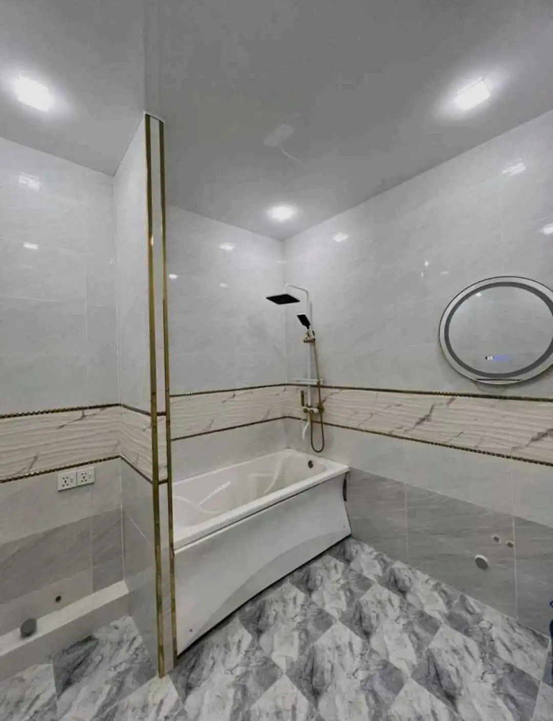 2-к квартира, 13 этаж, 83 м², Фирдавси