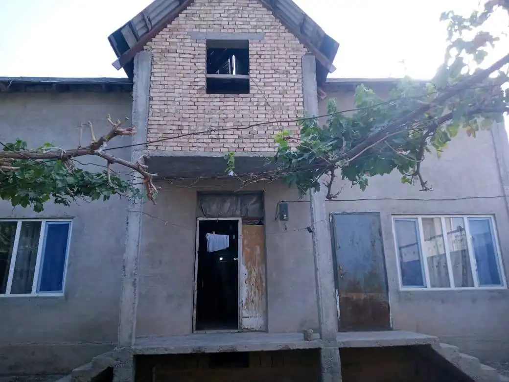 2 этажный, 7-комн. дом, 180 м², 3 соток, Рӯдакӣ