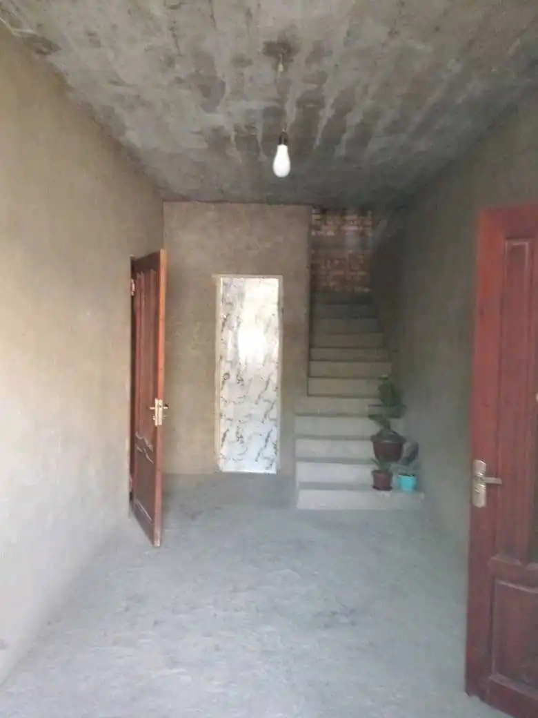 2 этажный, 7-комн. дом, 180 м², 3 соток, Рӯдакӣ