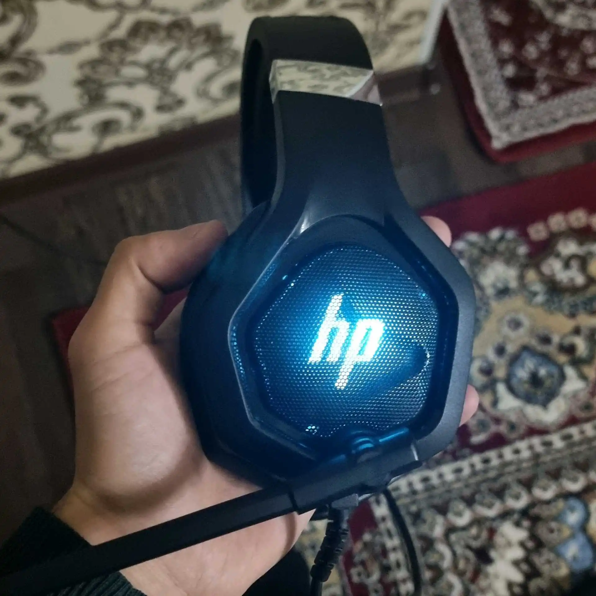 Игровые наушники HP с микрофоном и подсветкой