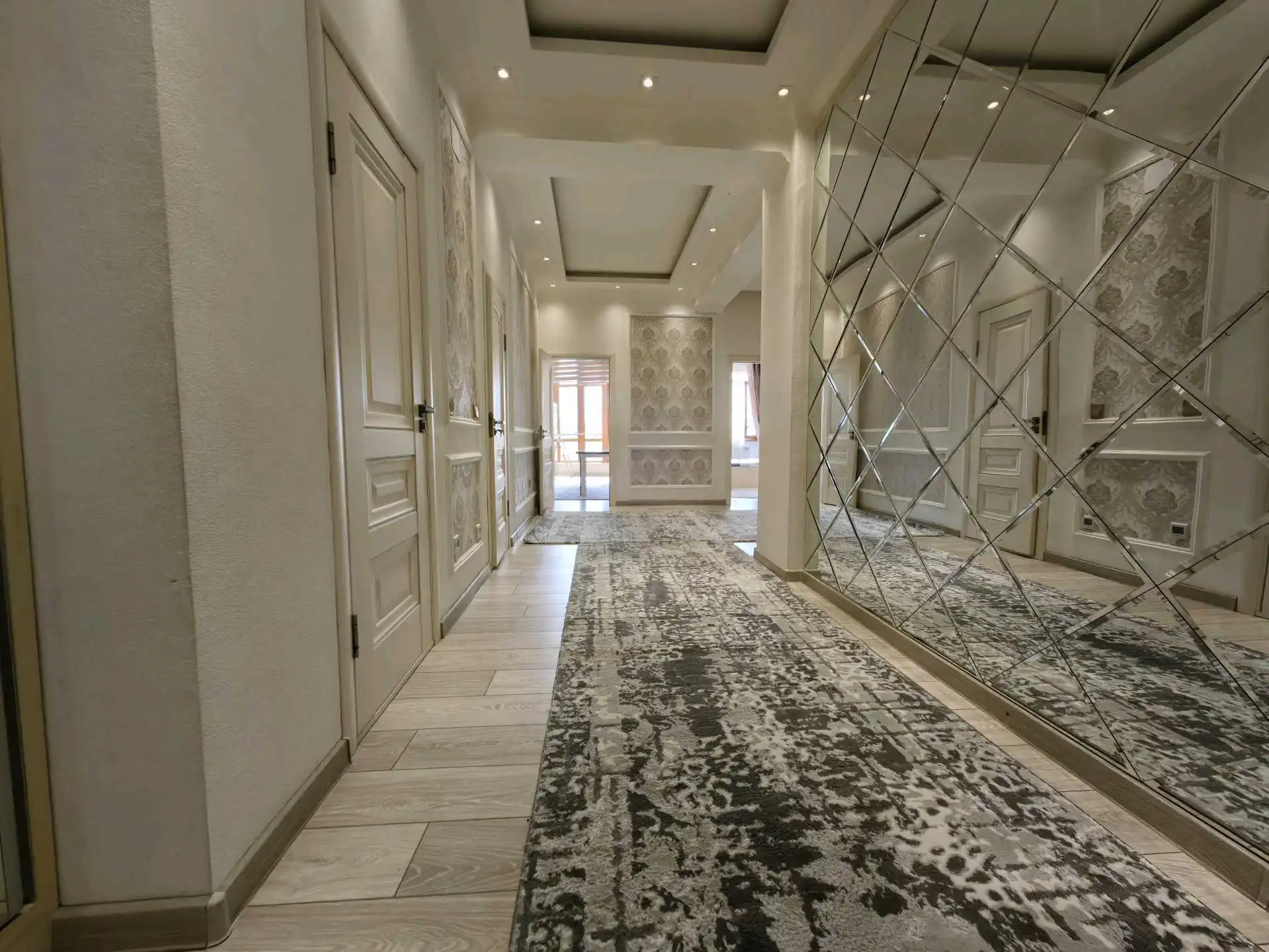 3-к квартира, 10 этаж, 120 м², Ватан