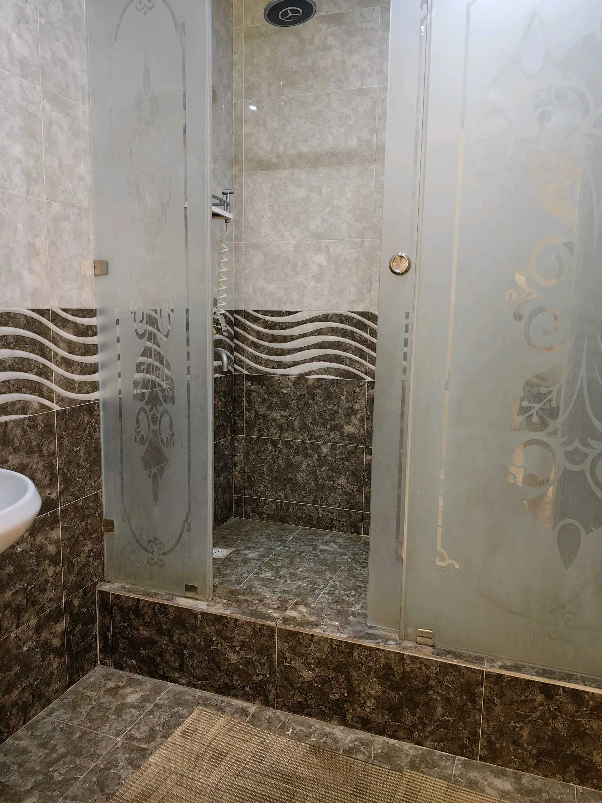 3-к квартира, 10 этаж, 120 м², Ватан