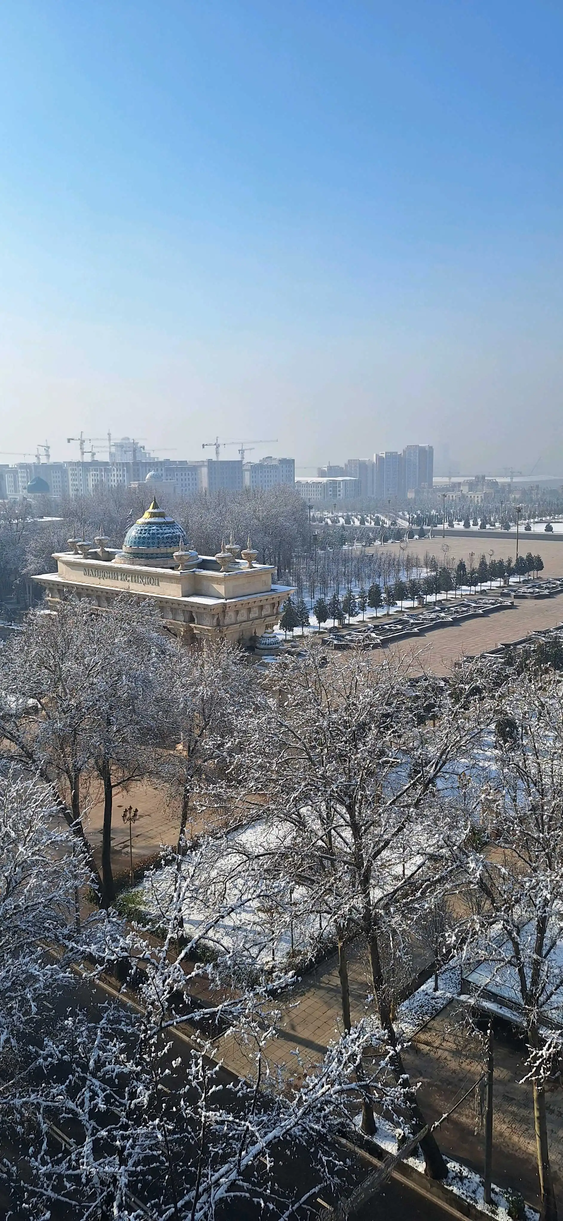 2-к квартира, 10 этаж, 63 м², И.Сомони р-он Пединститут, напротив ресторана Бурака.