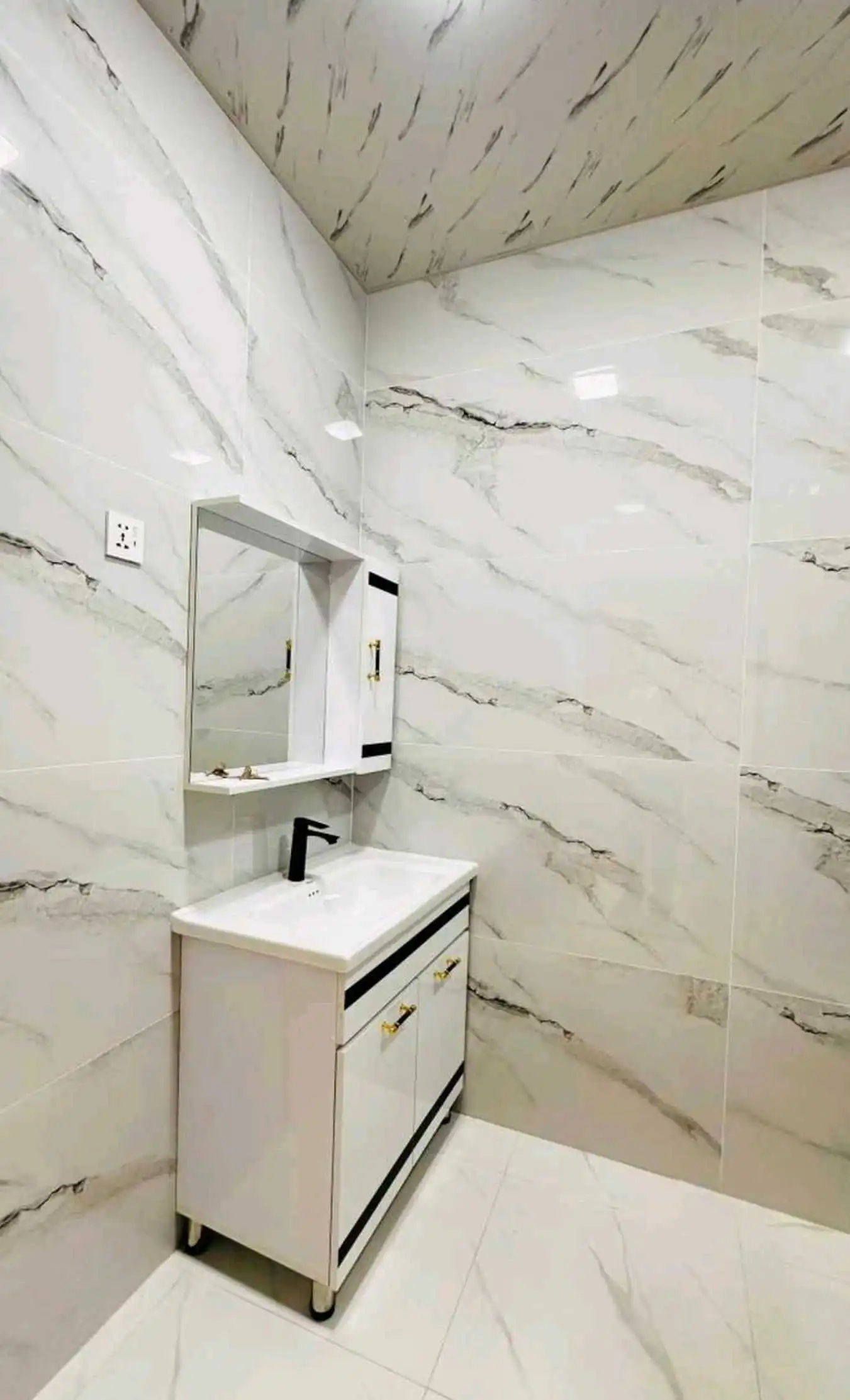 1-к квартира, 11 этаж, 54 м², Фирдавси