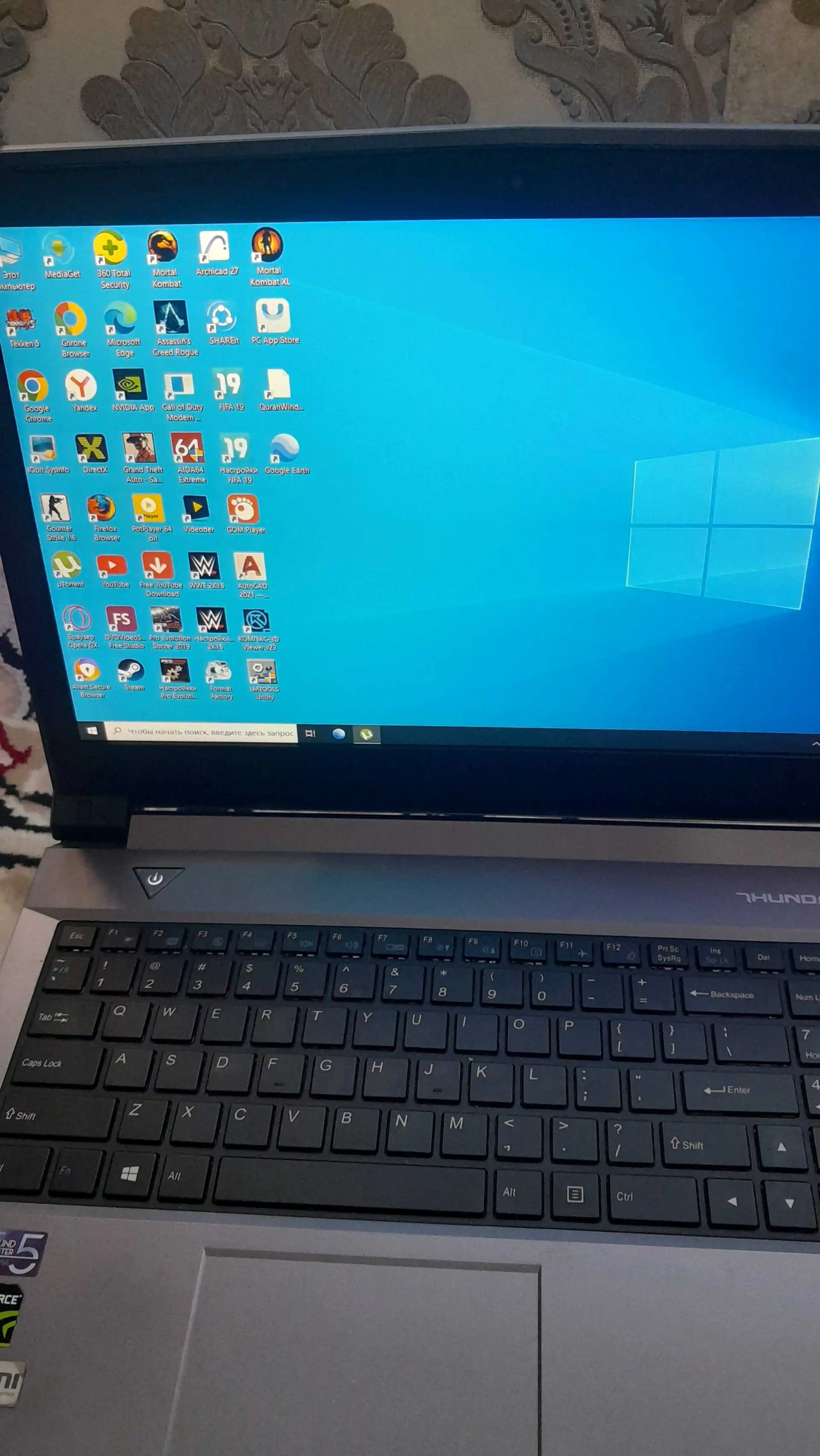 Ноутбук Thonderrobot