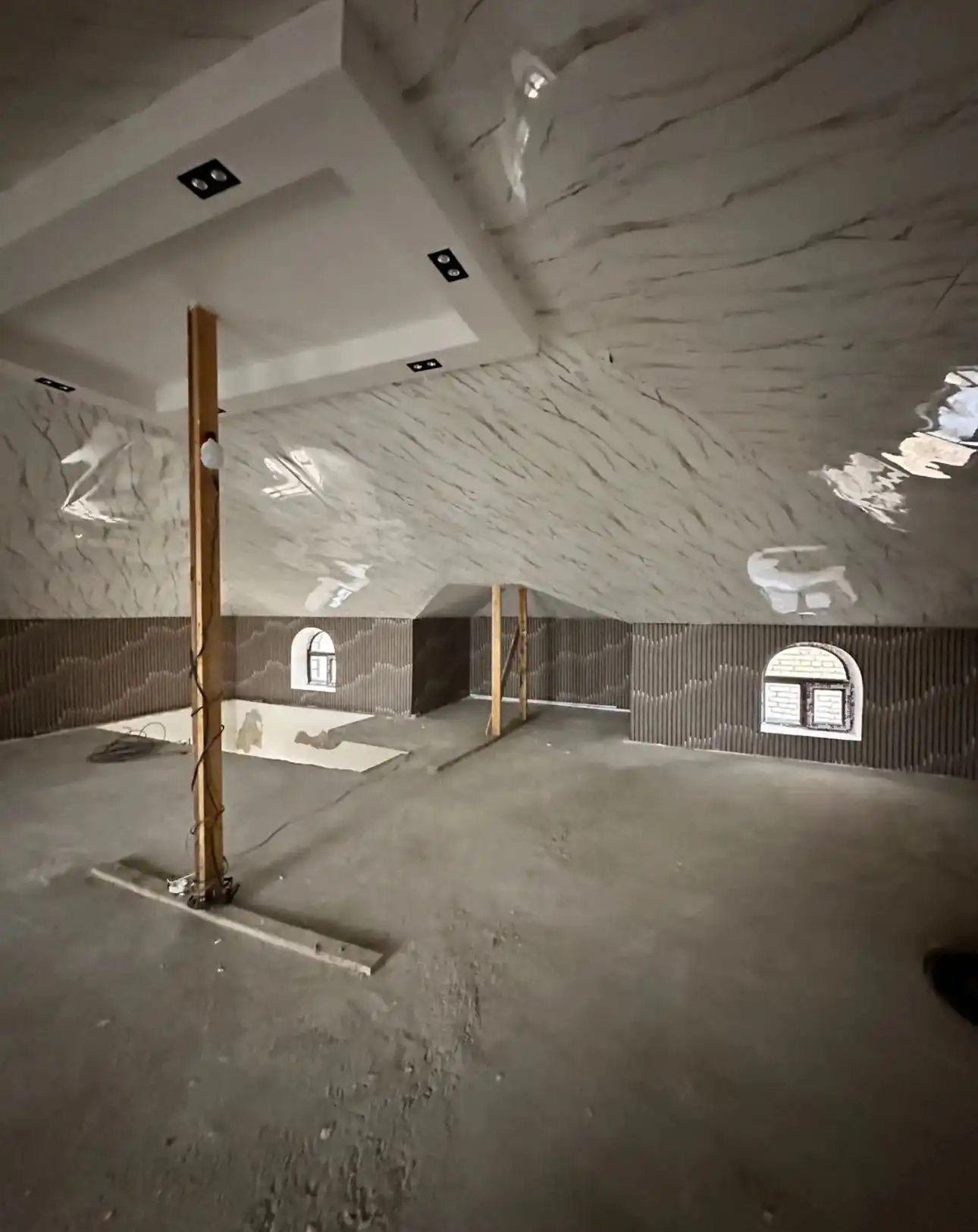 2 этажный, 5-комн. дом, 300 м², 3 соток, ховарон