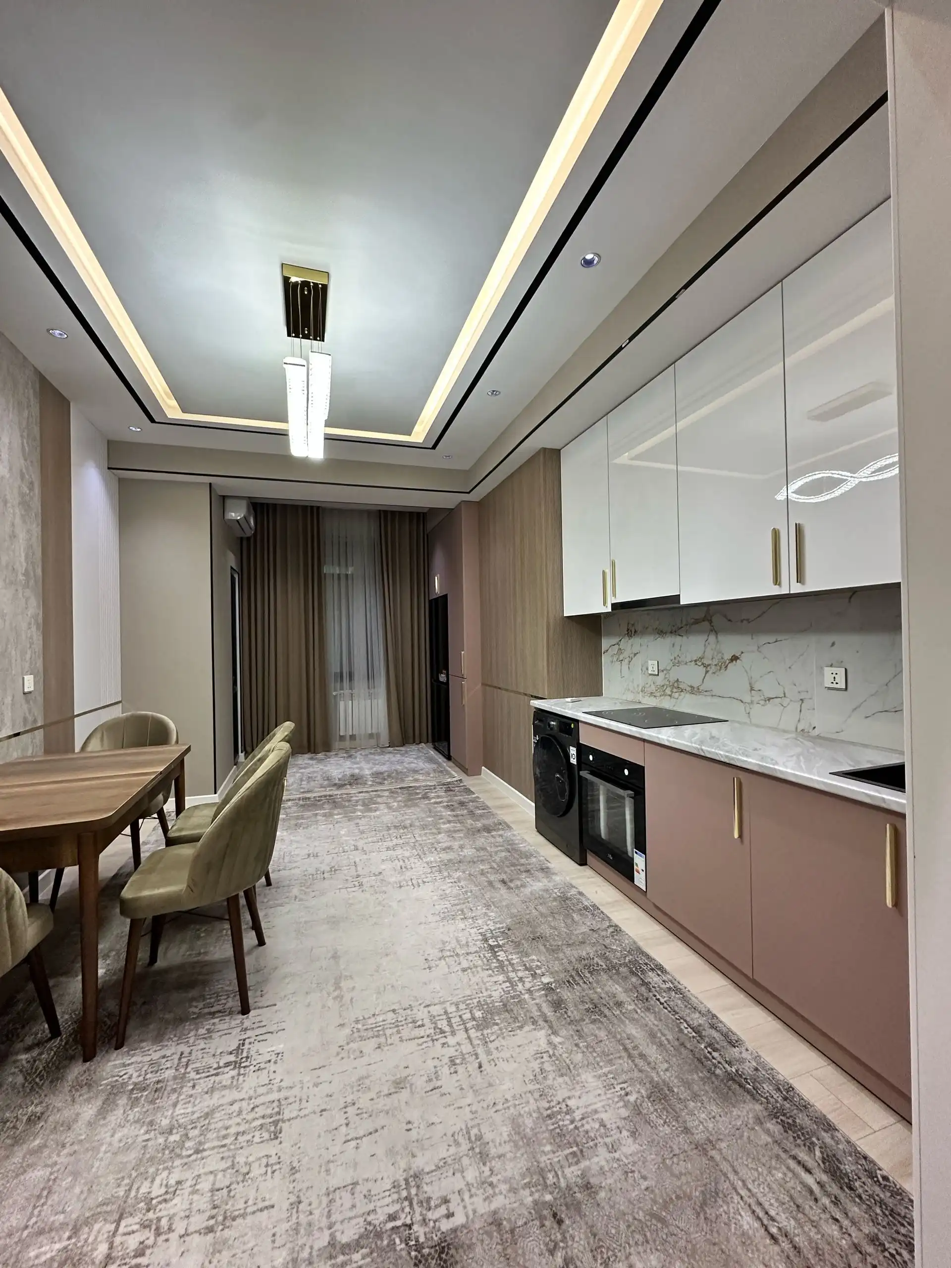 3-к квартира, 4 этаж, 94 м², шоҳмансур