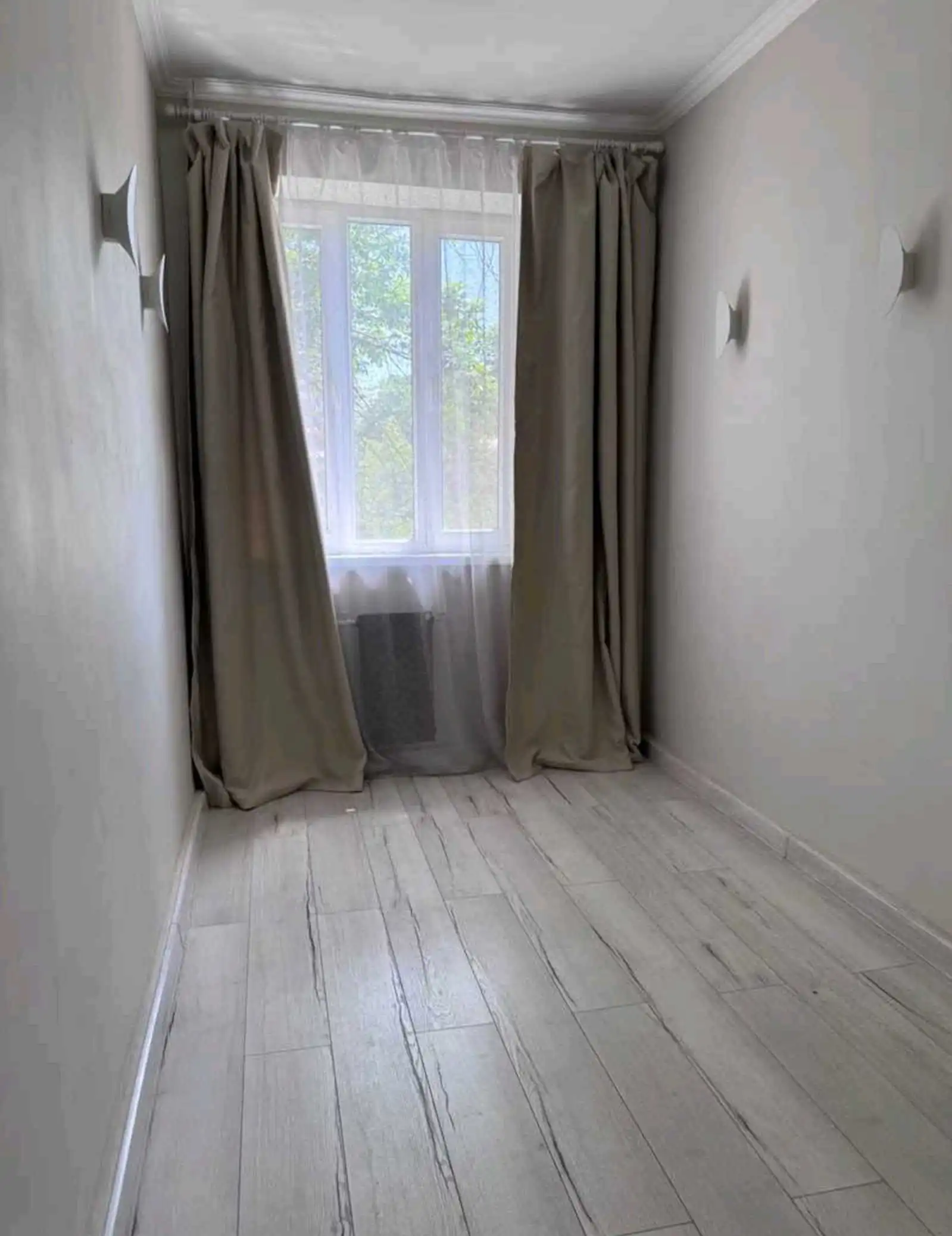 2-к квартира, 3 этаж, 49 м², Фирдавси