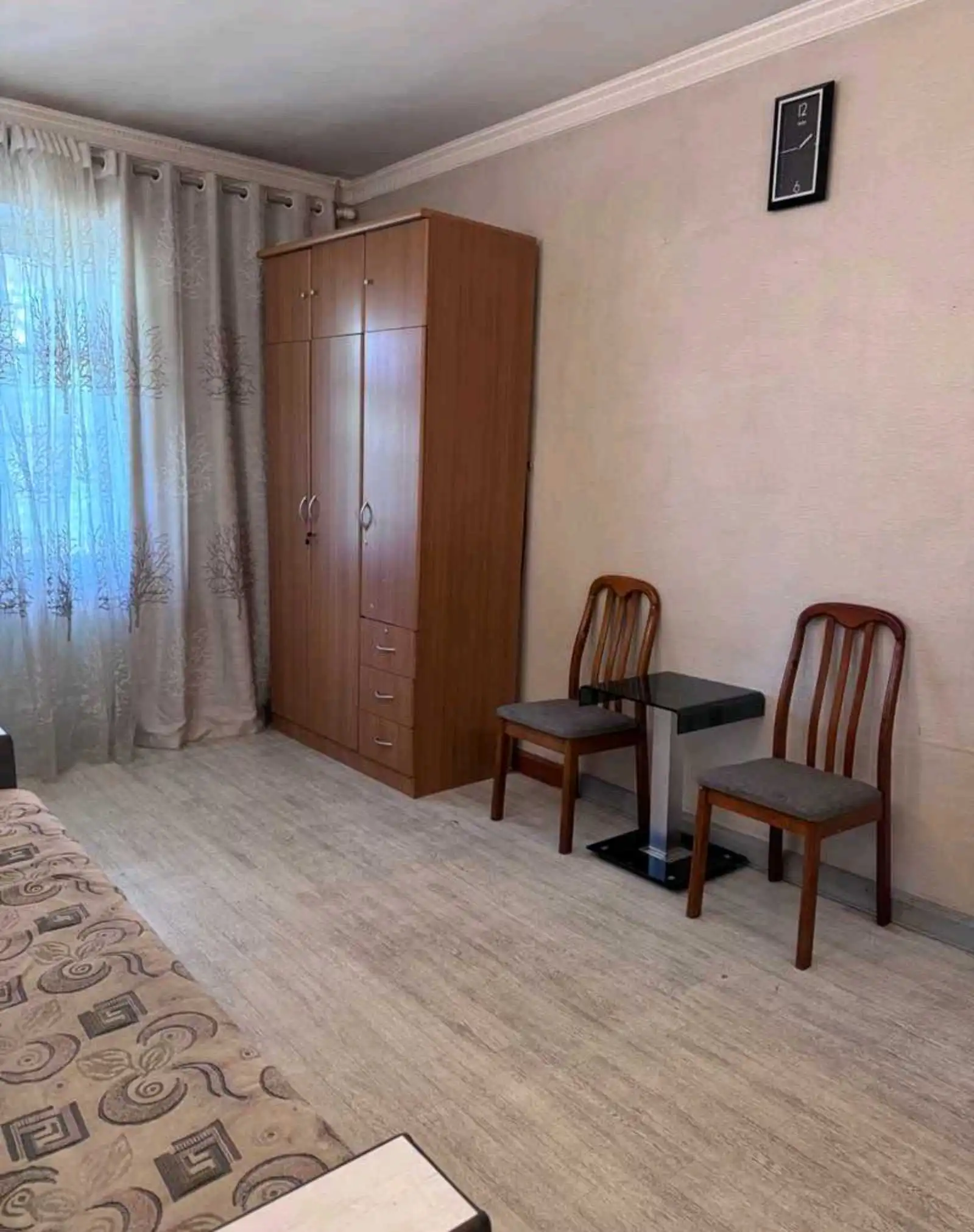 2-к квартира, 3 этаж, 49 м², Фирдавси