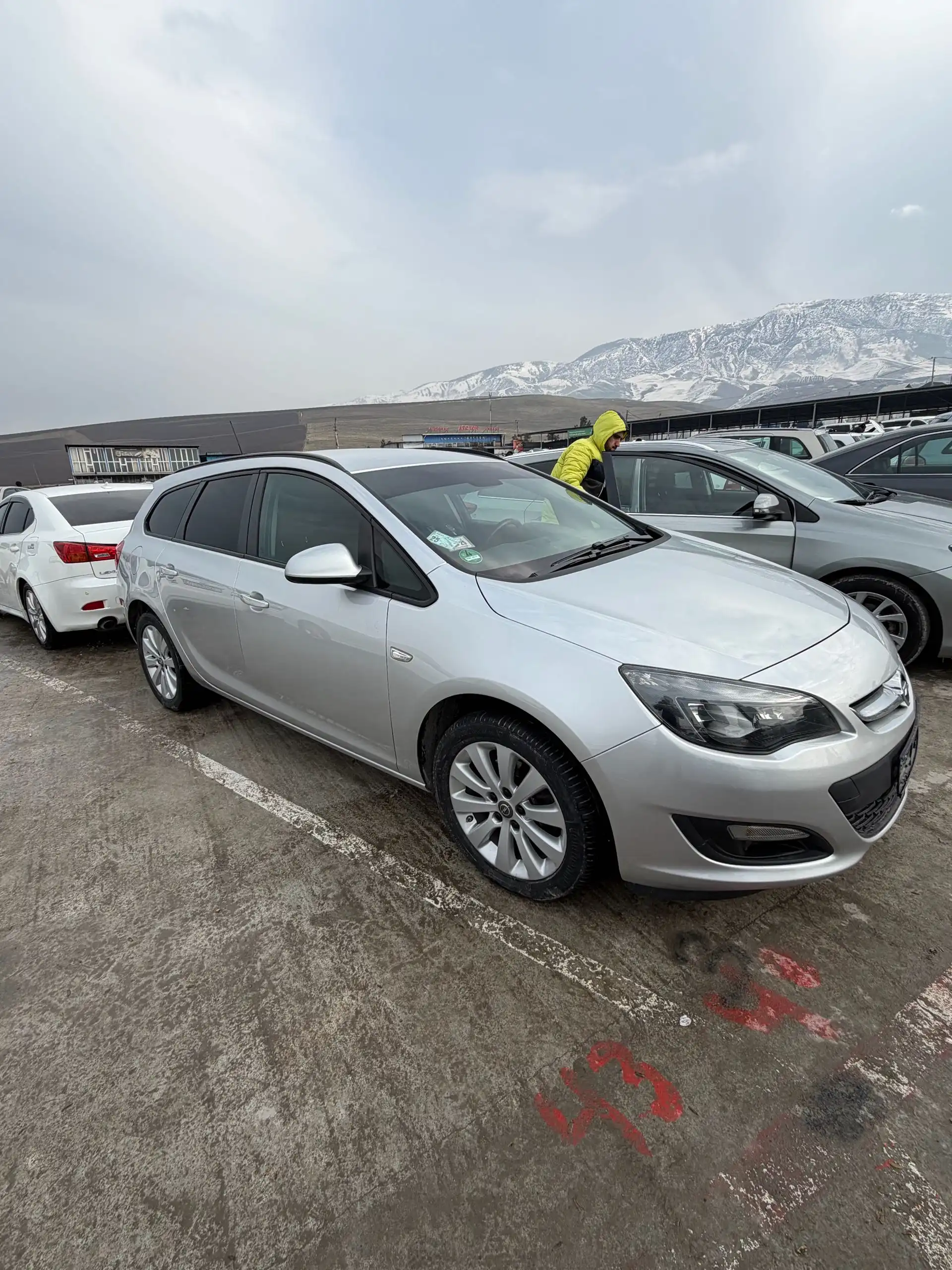 Opel Zafira 2016