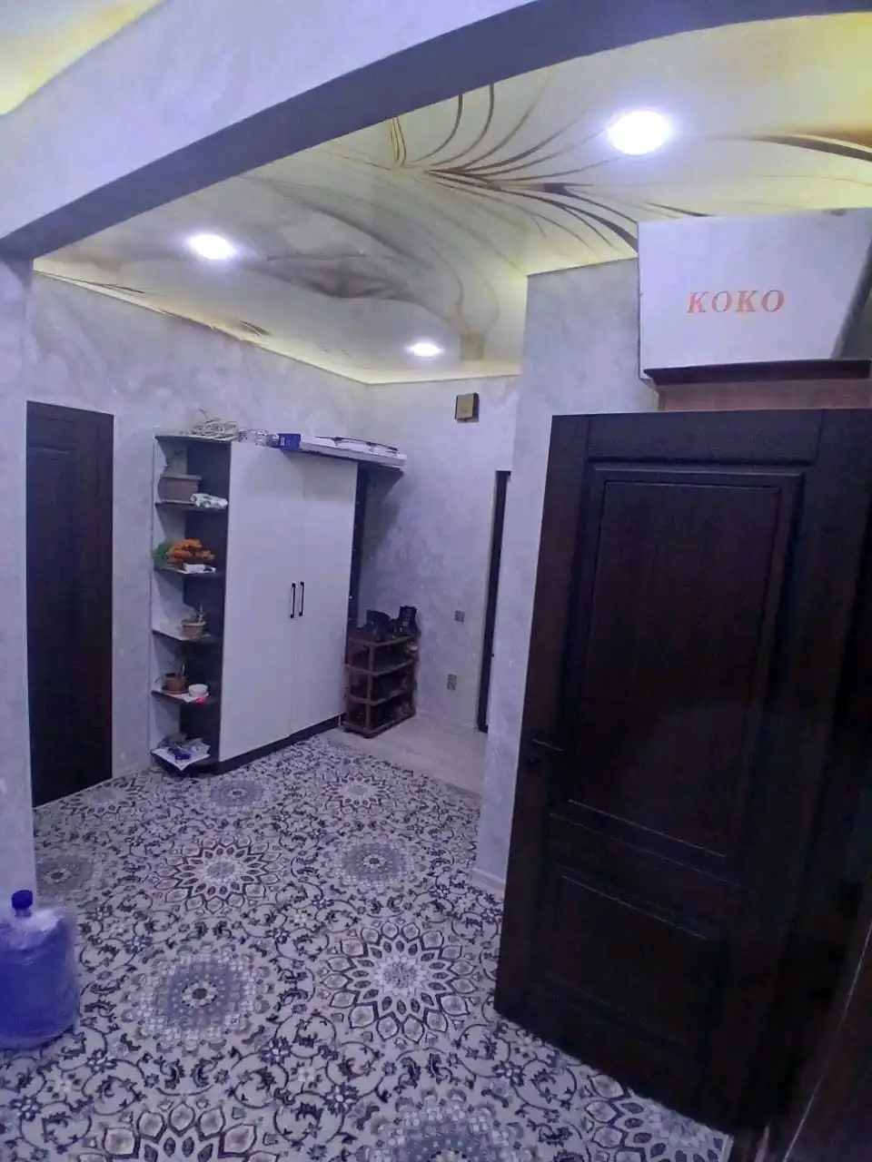 3-к квартира, Цокольный этаж, 84 м², 29мик дом 2