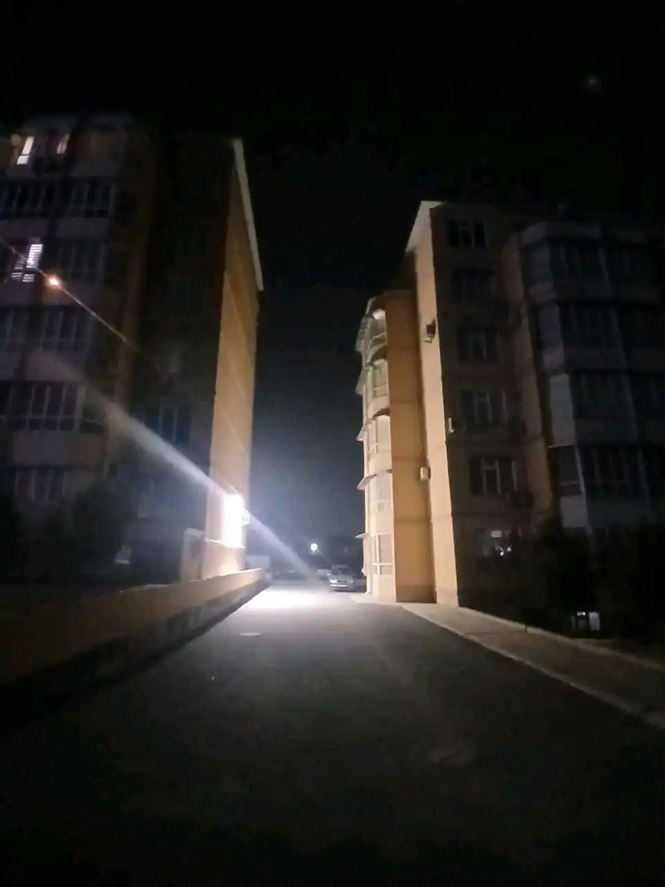 3-к квартира, Цокольный этаж, 84 м², 29мик дом 2