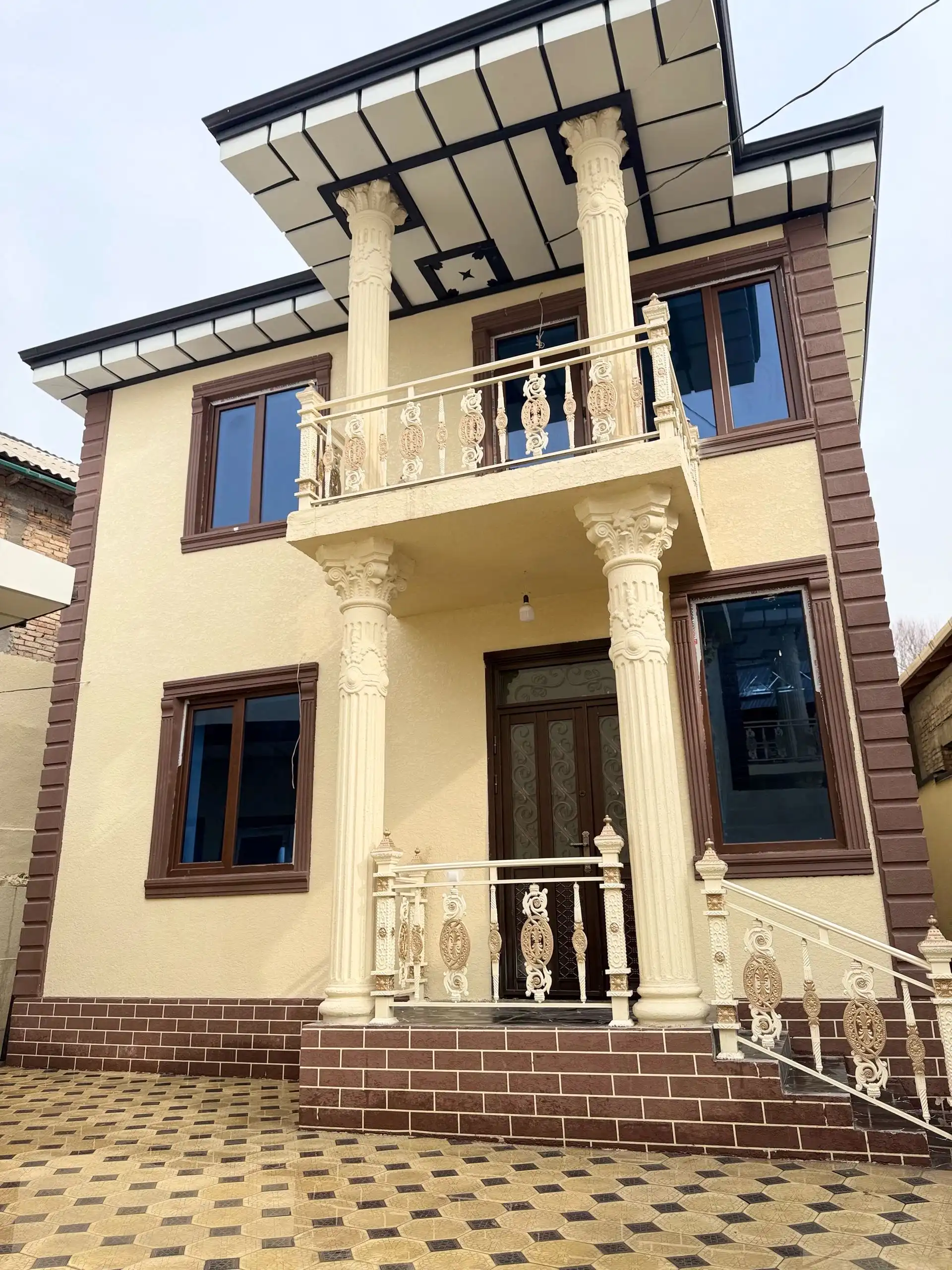 2 этажный, 6-комн. дом, 180 м², 2 соток, 2 соток, Зарафшон