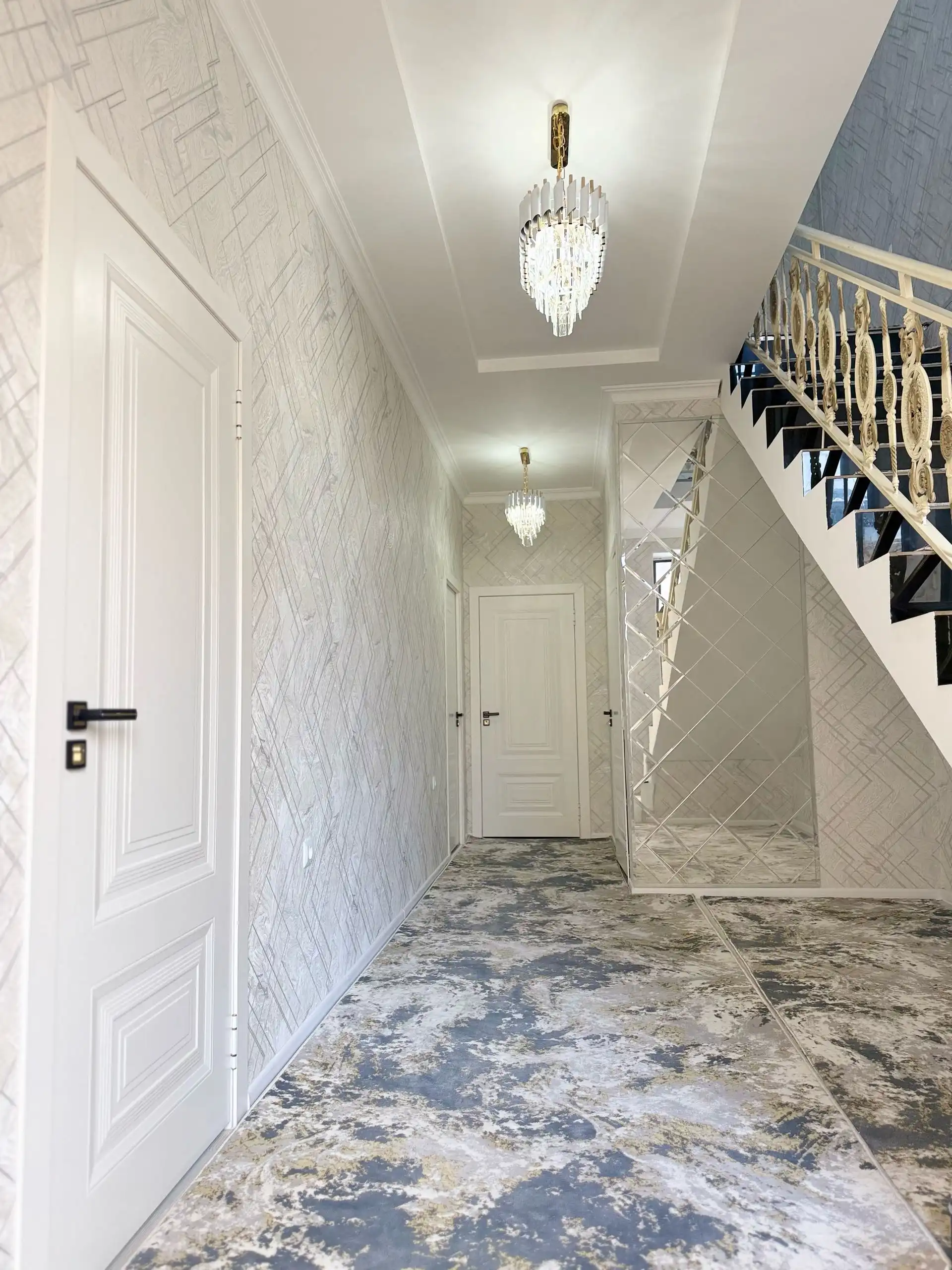 2 этажный, 6-комн. дом, 180 м², 2 соток, 2 соток, Зарафшон