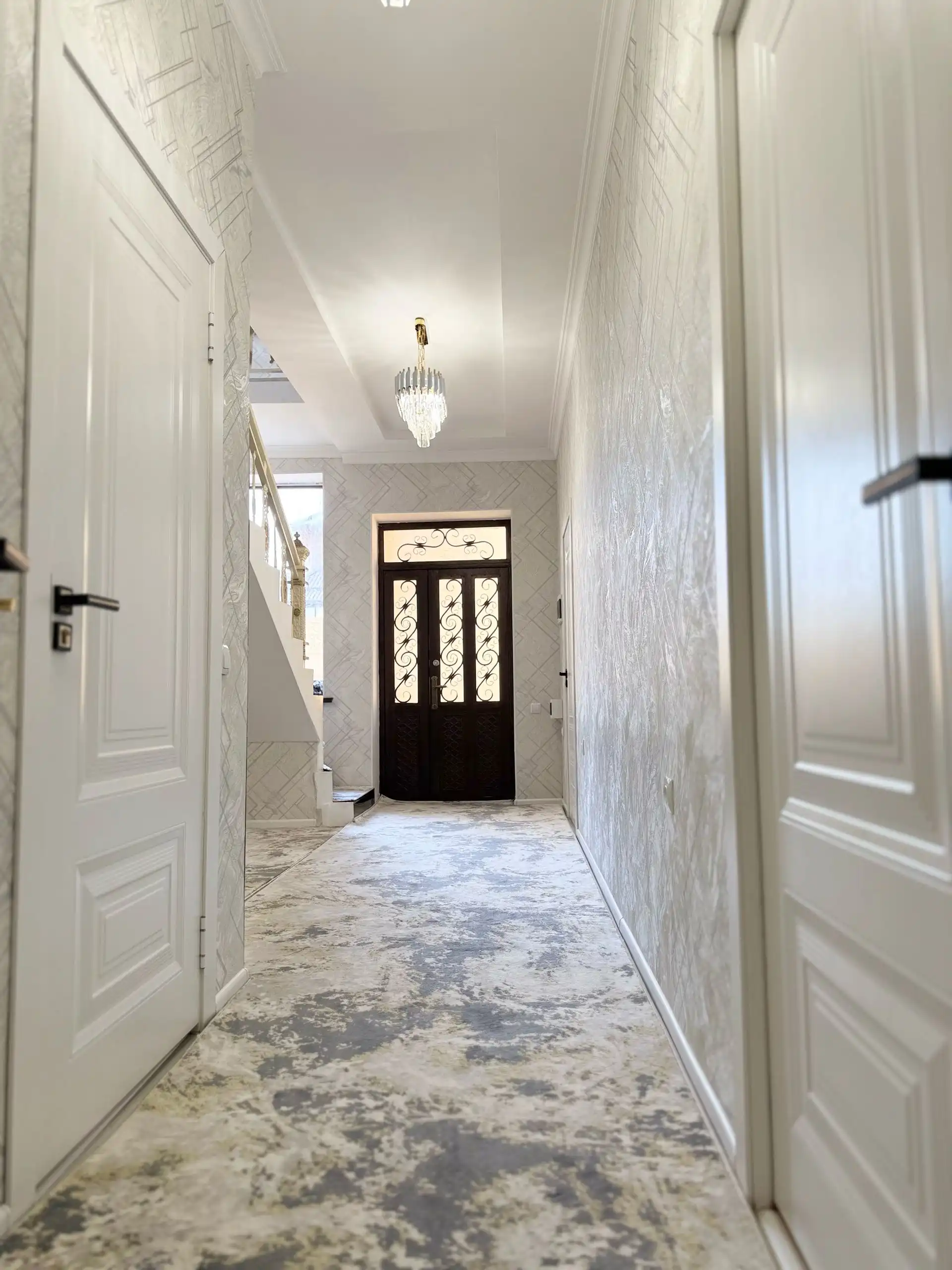 2 этажный, 6-комн. дом, 180 м², 2 соток, 2 соток, Зарафшон