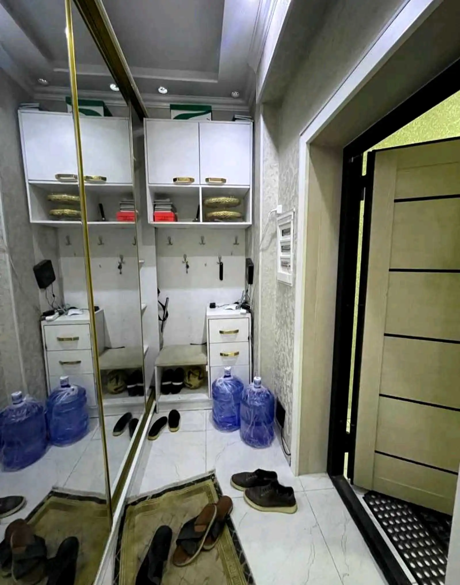 3-к квартира, 13 этаж, 65 м², Шохмансур